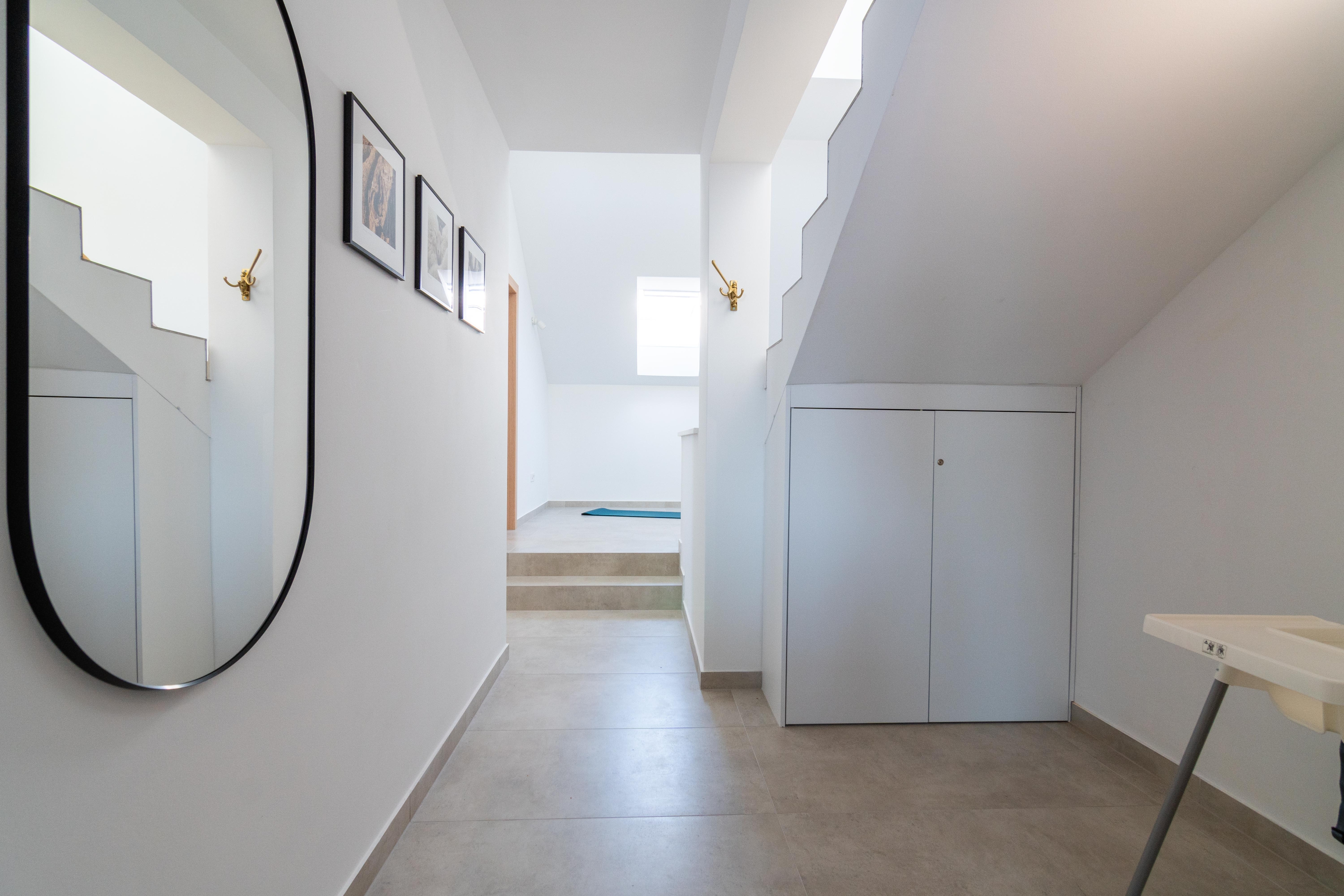 Two bedroom apartment with terrace and sea view Mandre, Pag  A-b
