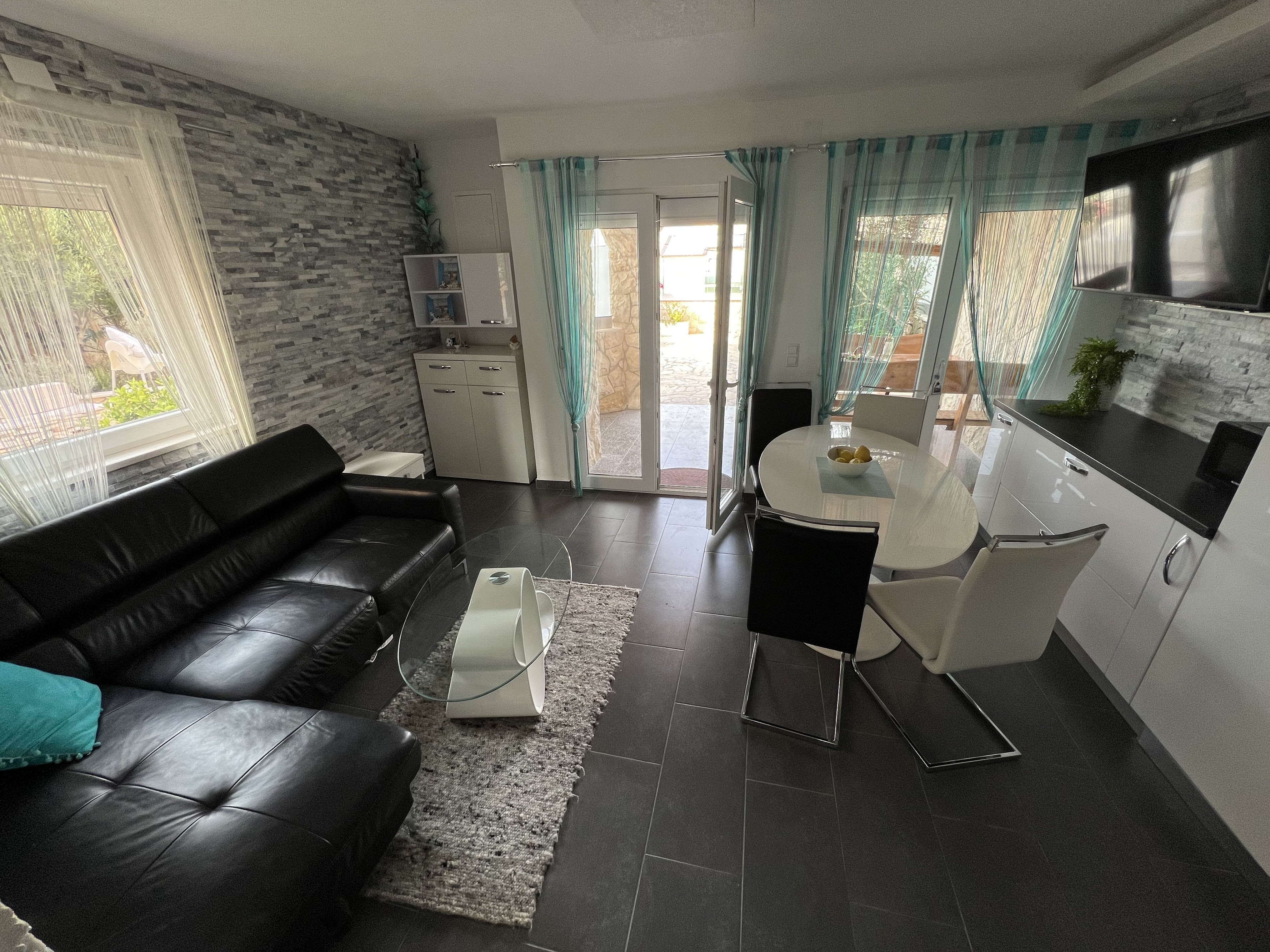 Two bedroom apartment with terrace and sea view Pag  A-a