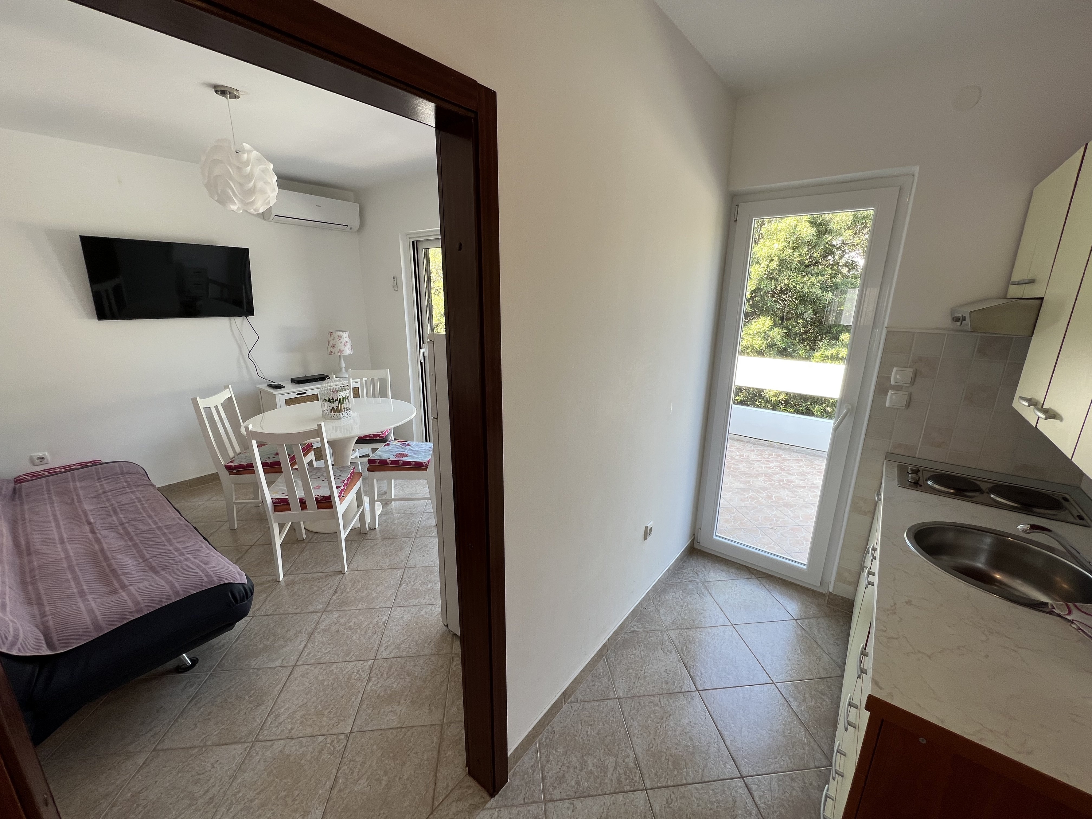 Three bedroom house with terrace and sea view Šimuni, Pag  K