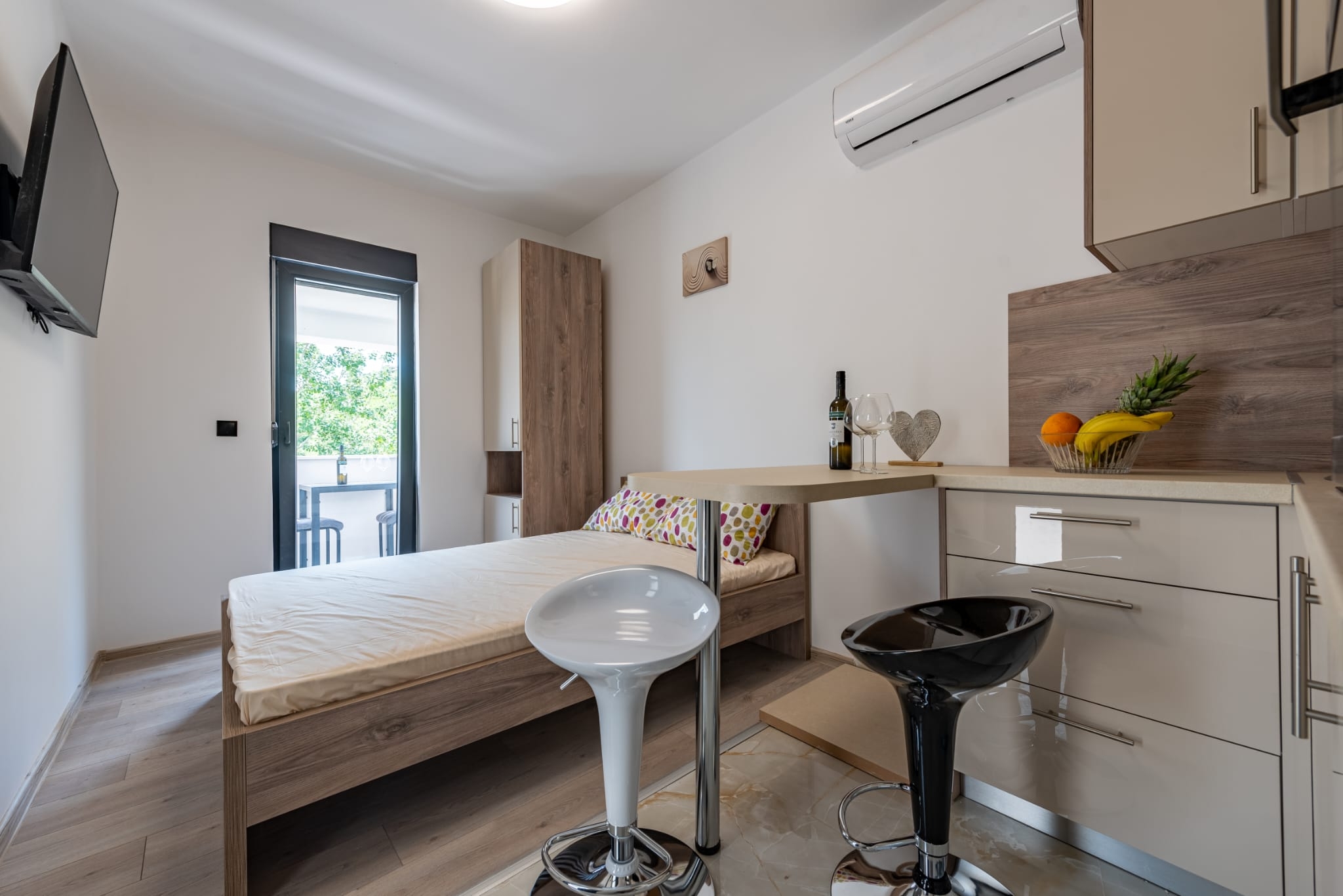 Studio flat with balcony Pag  AS-b