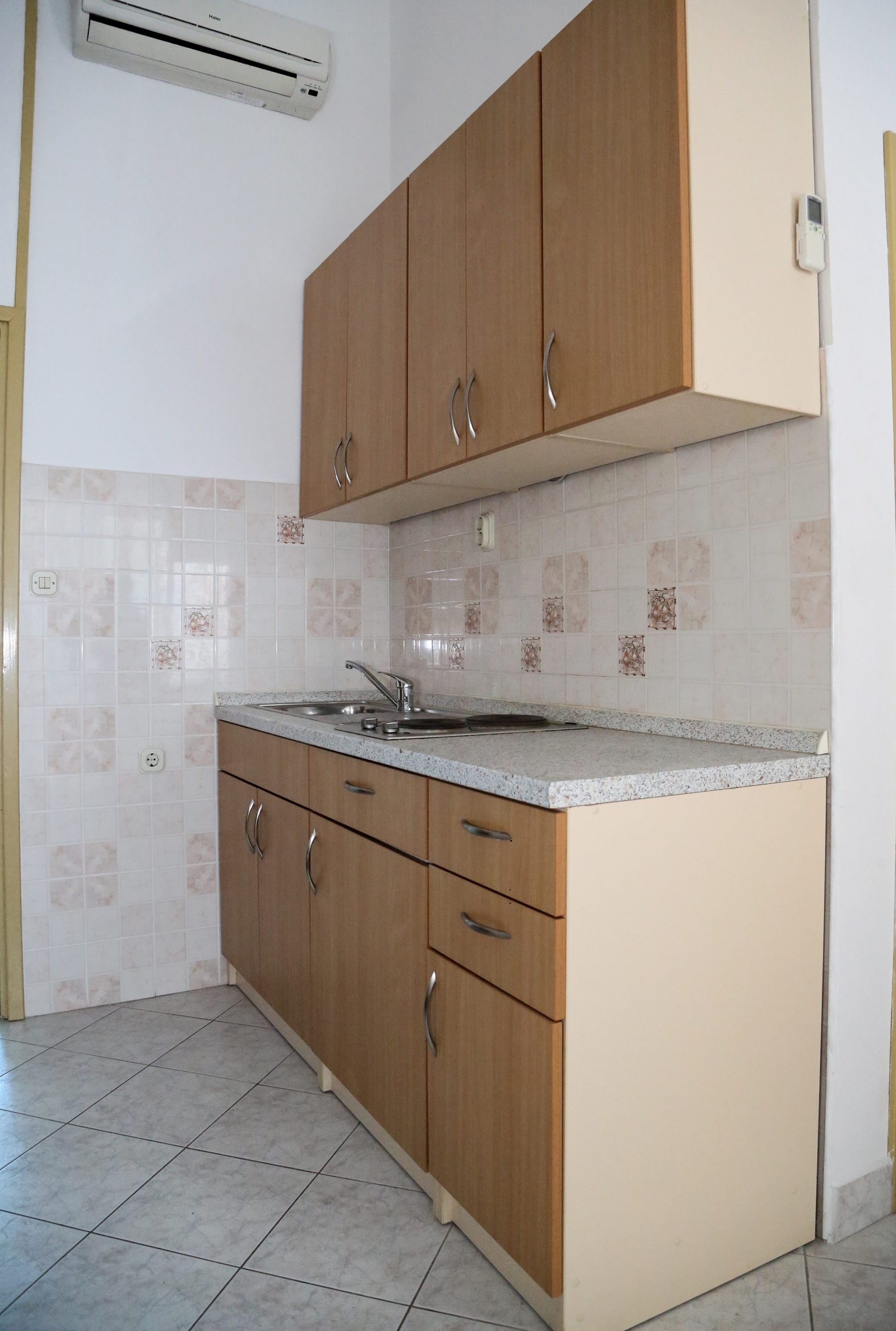 Studio flat with balcony and sea view Milna, Hvar  AS-c