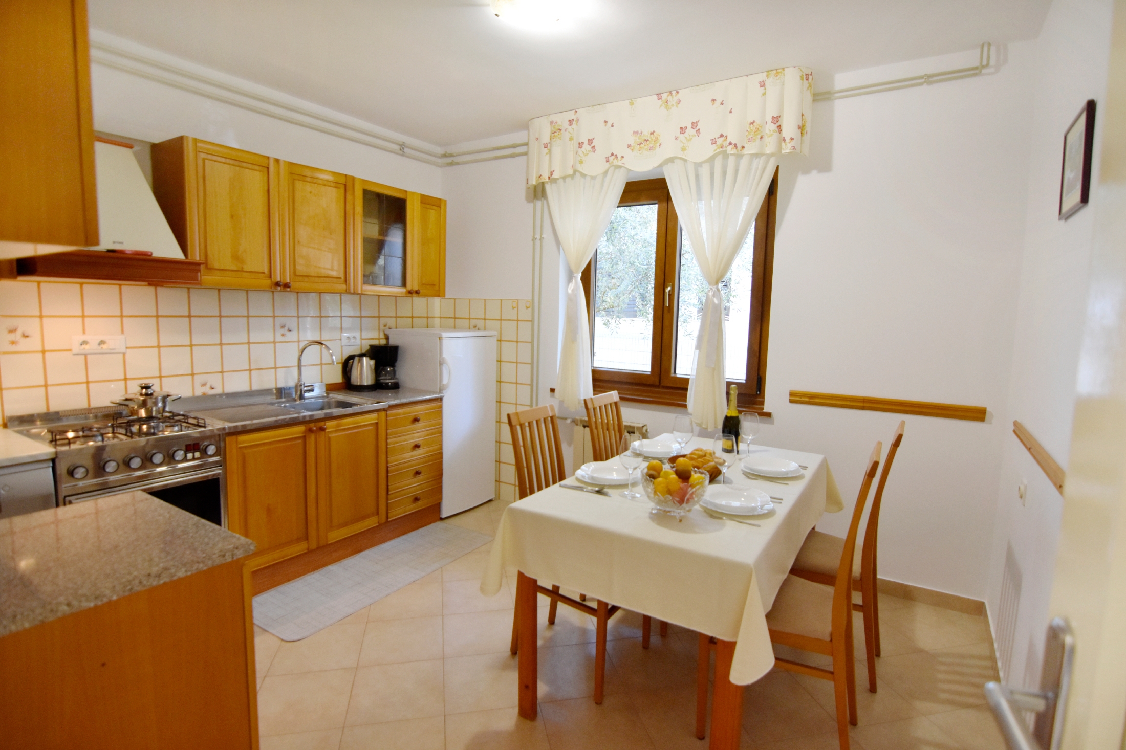Two bedroom apartment with terrace Umag (A-22622-a) Two bedroom apartment with terrace Umag (A-22622-a)