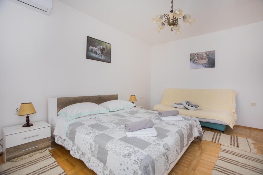 Top Šibenik Brodarica Top Šibenik Brodarica