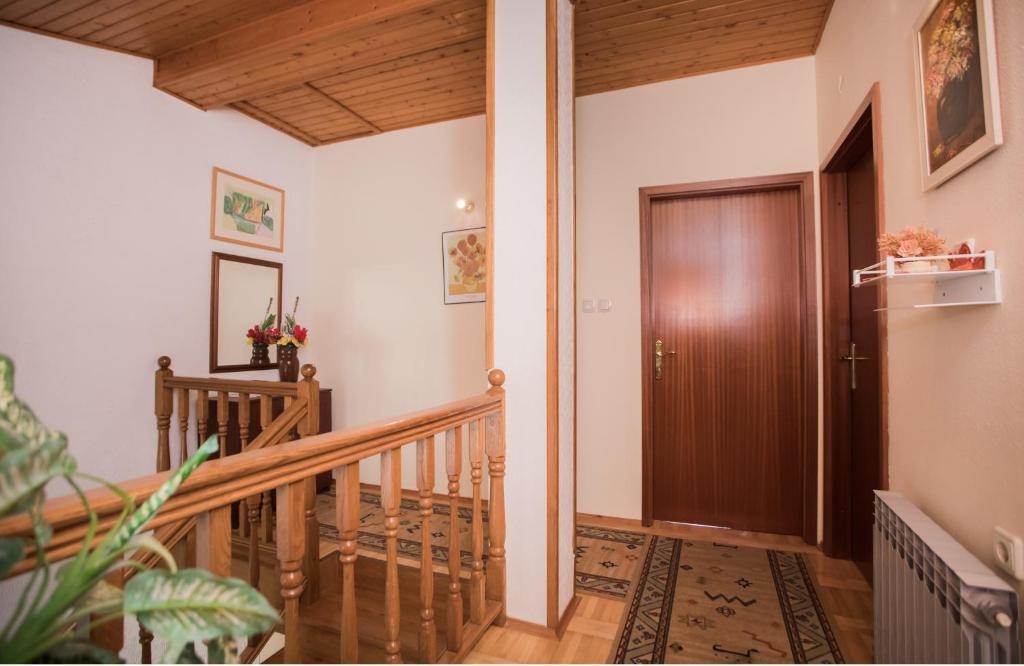 Top Šibenik Brodarica Top Šibenik Brodarica