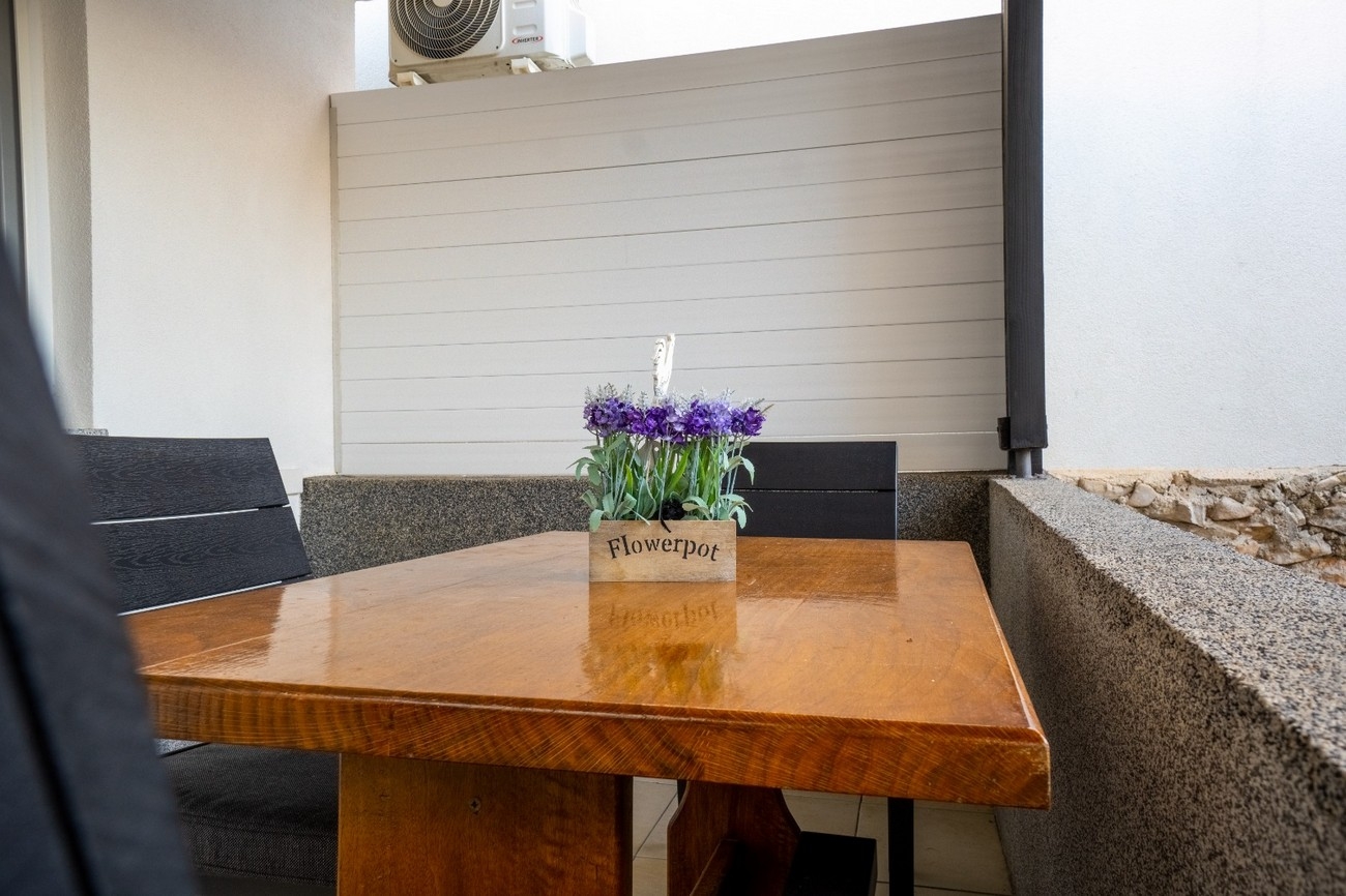 One bedroom apartment with terrace Vir (A-22626-b)