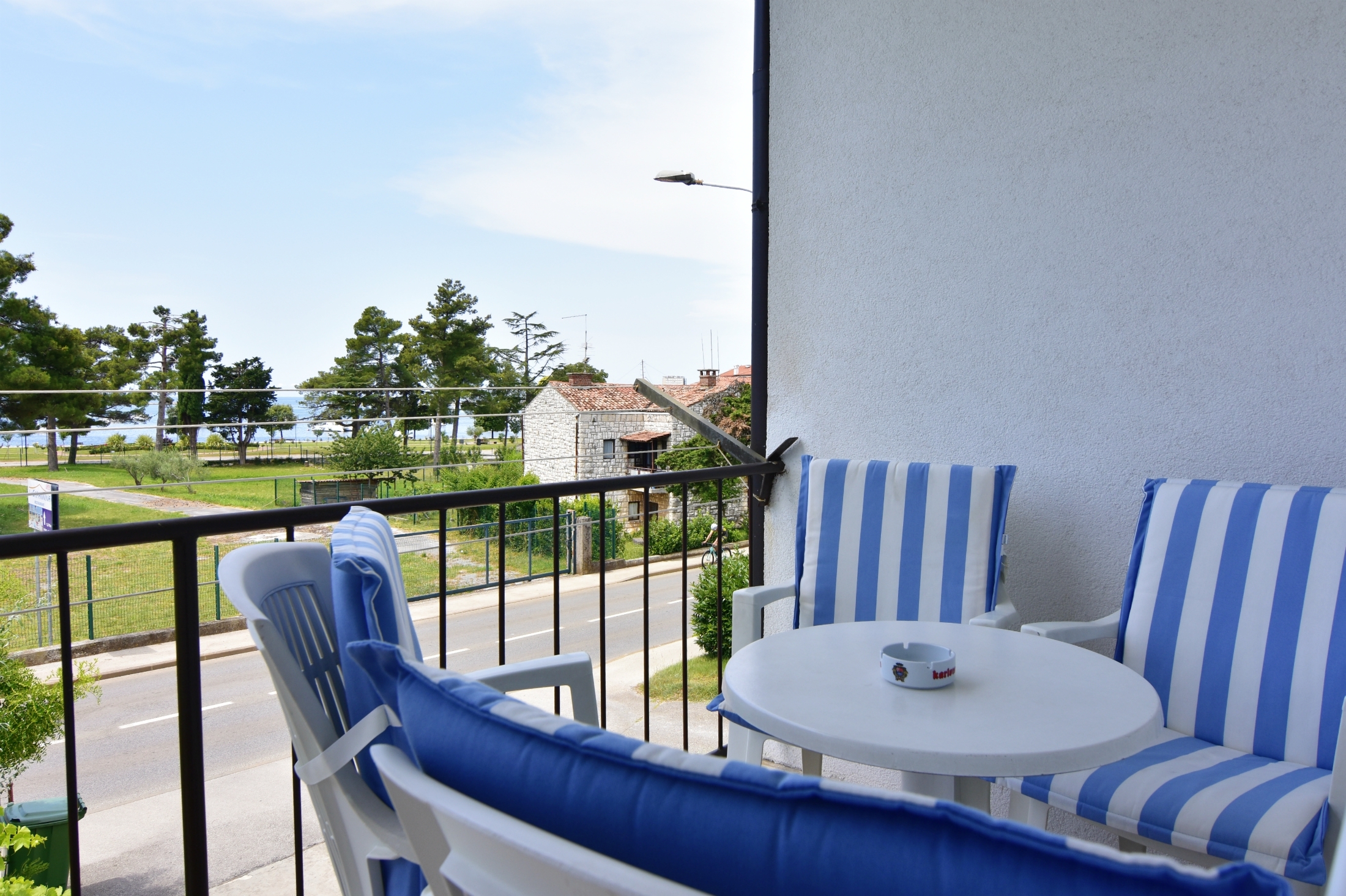 Three bedroom apartment with balcony and sea view Umag (A-22628-a) Three bedroom apartment with balcony and sea view Umag (A-22628-a)