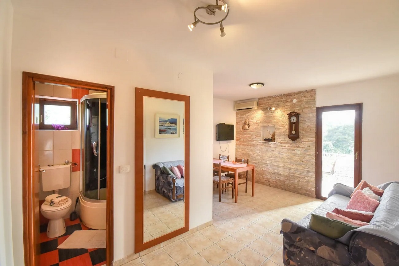 One bedroom apartment with terrace and sea view Stari Grad, Hvar (A-22629-a) One bedroom apartment with terrace and sea view Stari Grad, Hvar (A-22629-a)