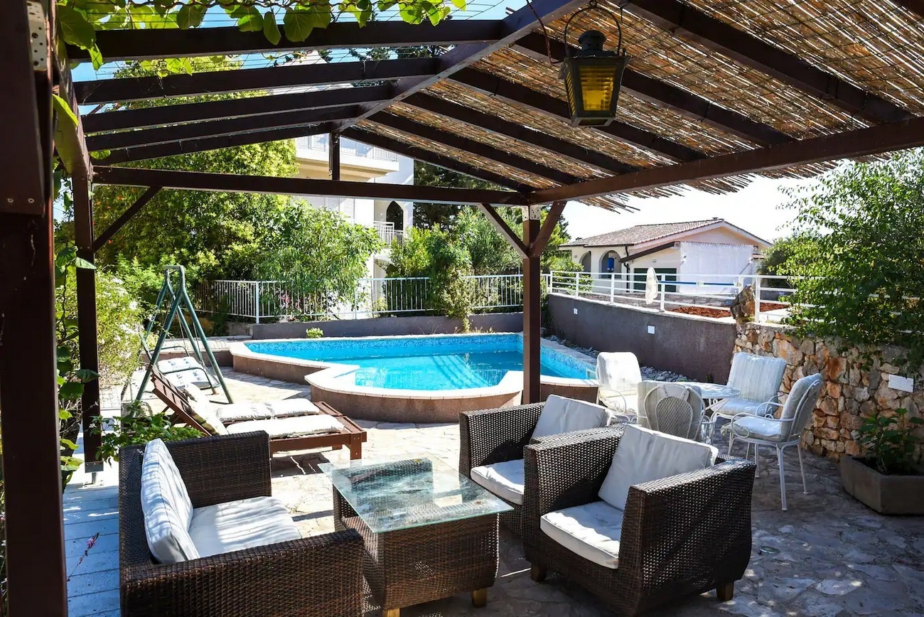 Two bedroom apartment with terrace and sea view Stari Grad, Hvar (A-22629-b) Two bedroom apartment with terrace and sea view Stari Grad, Hvar (A-22629-b)