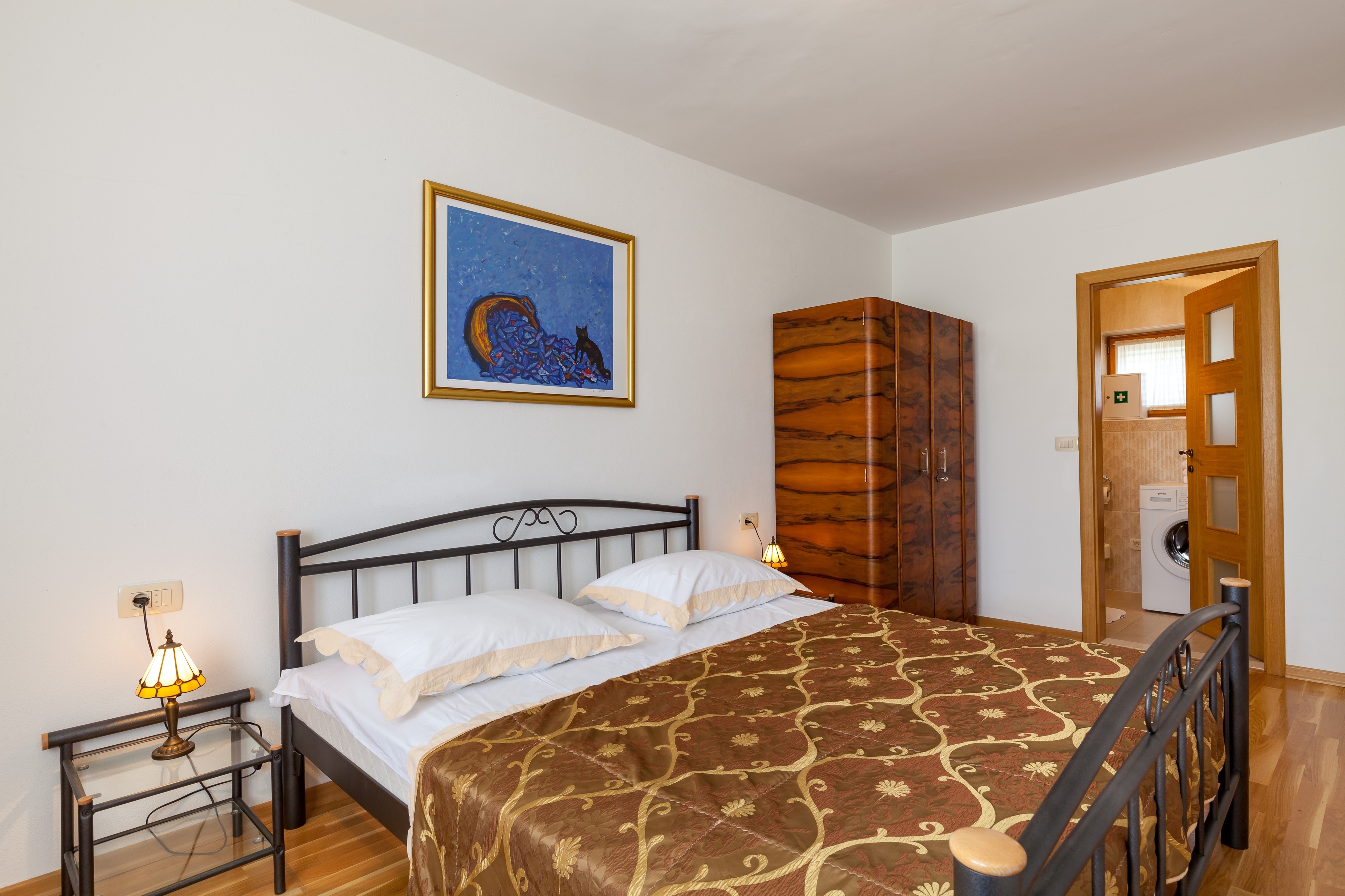 Four bedroom house with terrace and sea view Sumartin, Brač  K