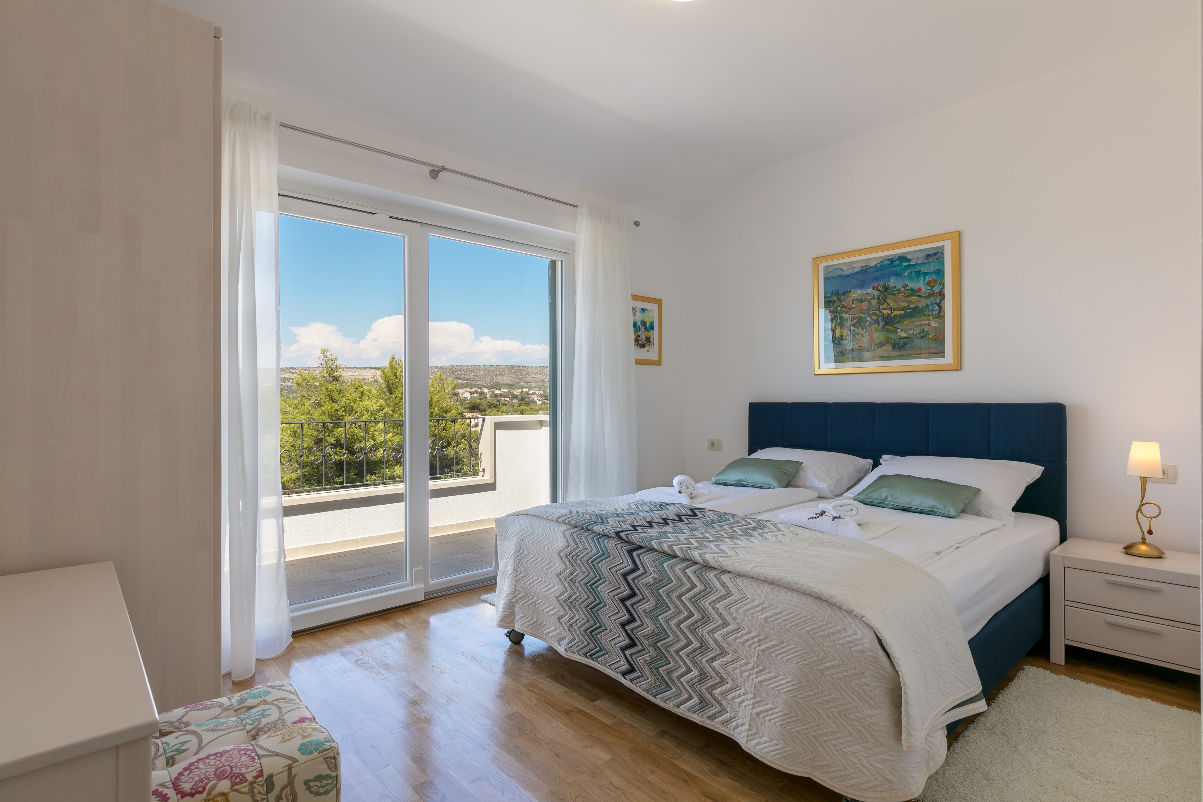 Four bedroom house with terrace Cove Makarac, Brač  K