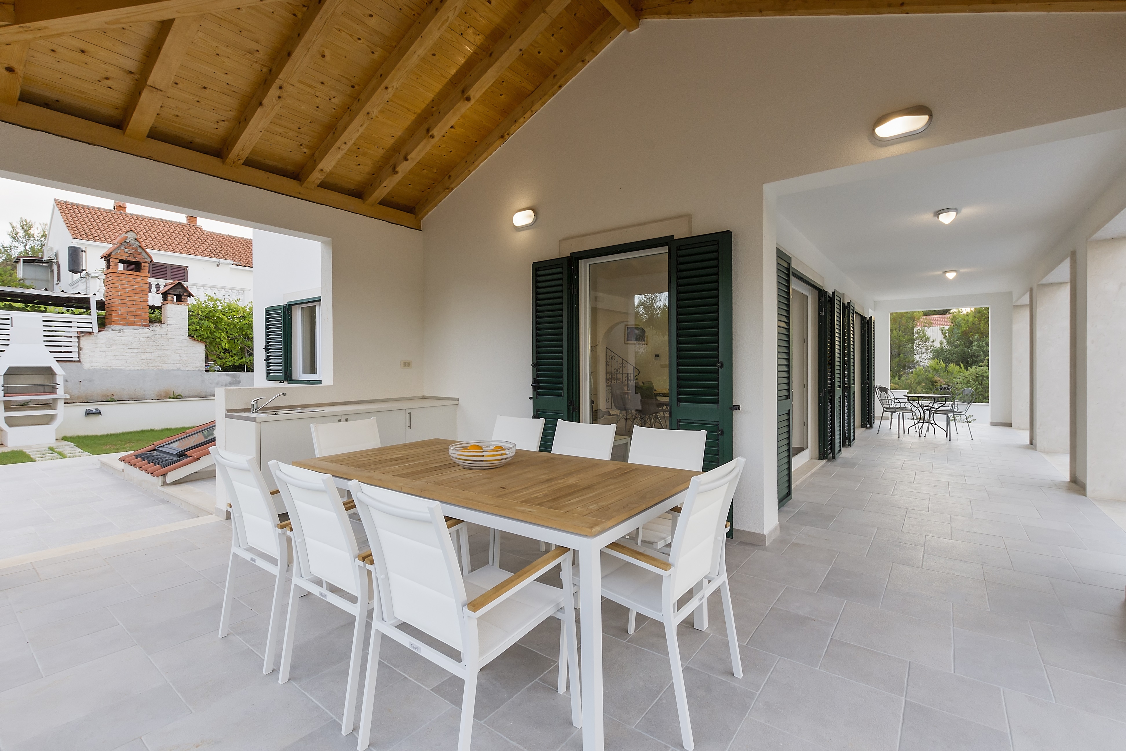 Four bedroom house with terrace Cove Makarac, Brač  K