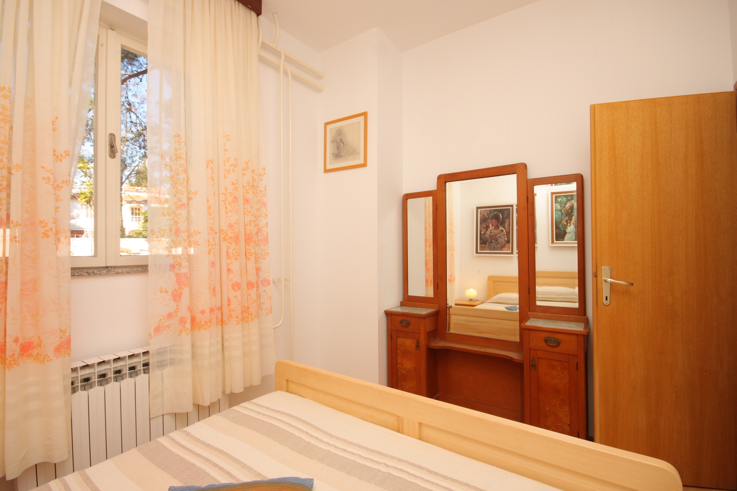 Two bedroom apartment with terrace Premantura, Medulin  A-b