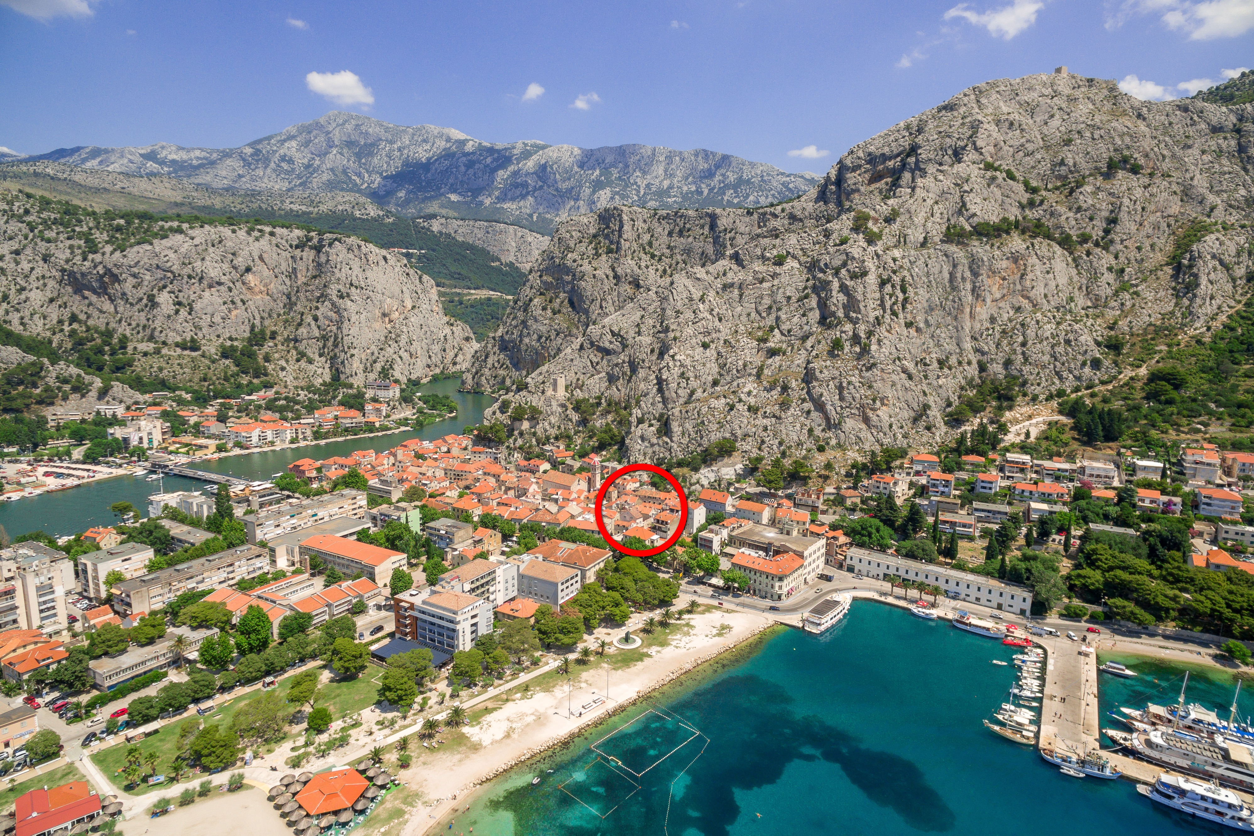 Two bedroom apartment with air-conditioning Omiš (A-22642-a) Two bedroom apartment with air-conditioning Omiš (A-22642-a)