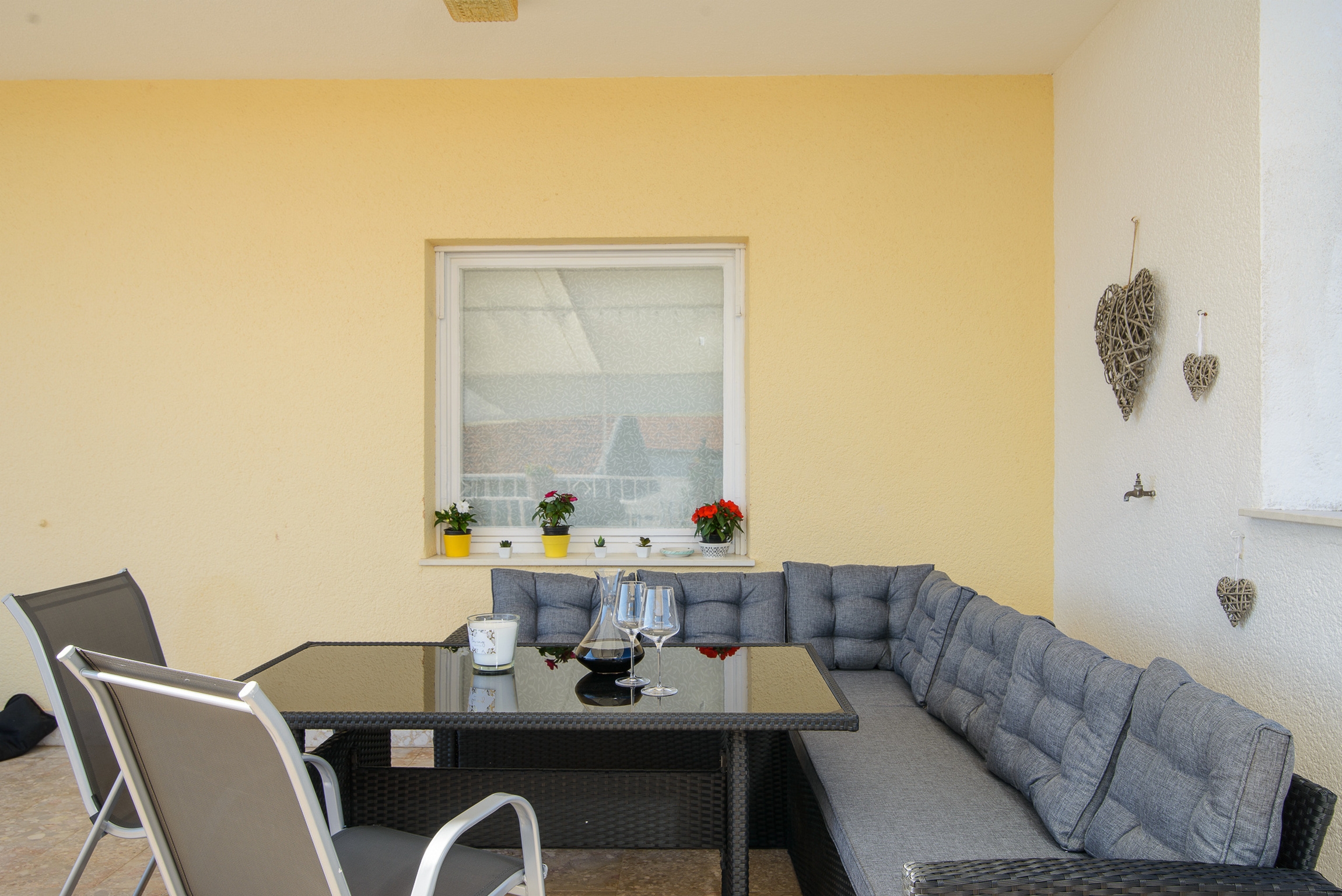Two bedroom apartment with terrace and sea view Trogir  A-a