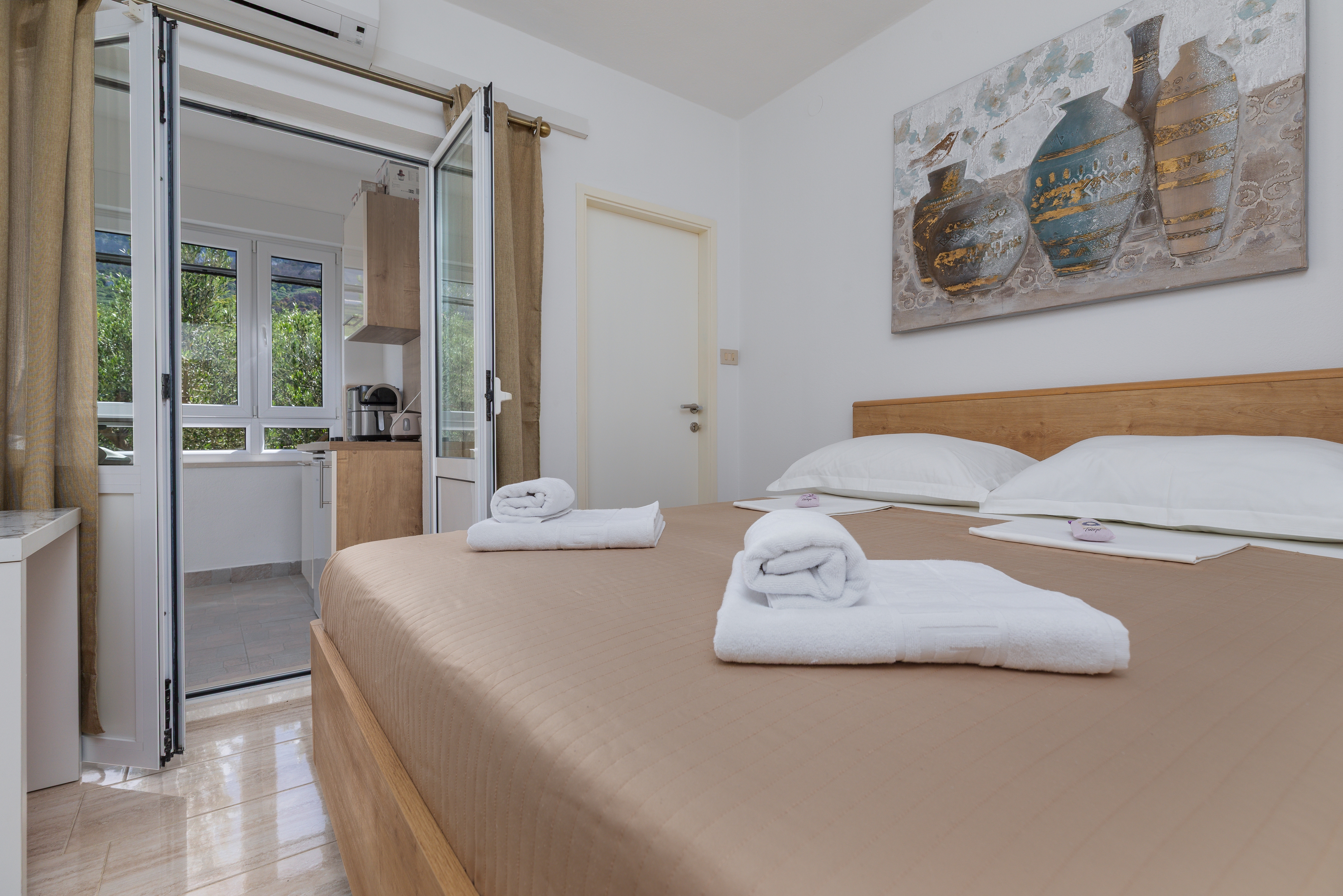 Studio flat with terrace Tučepi, Makarska (AS-22656-a)