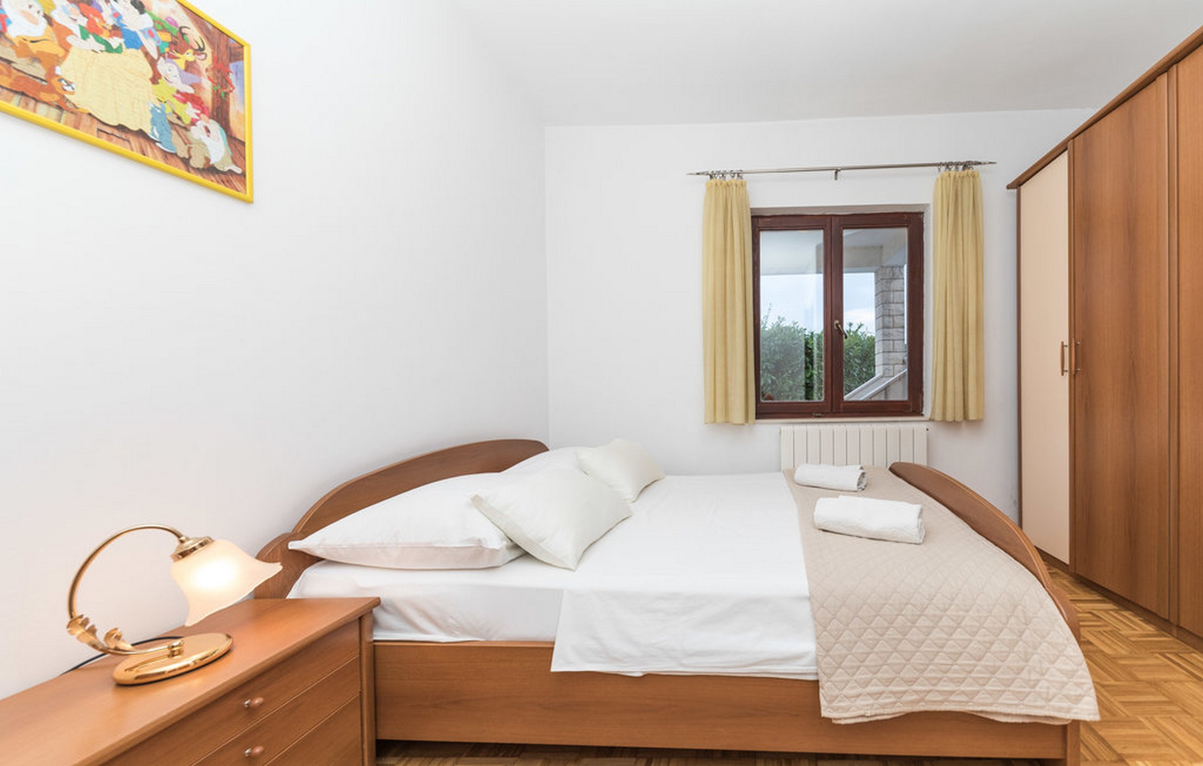 Comfortable and spacious house with terrace Vrsine, Trogir  K