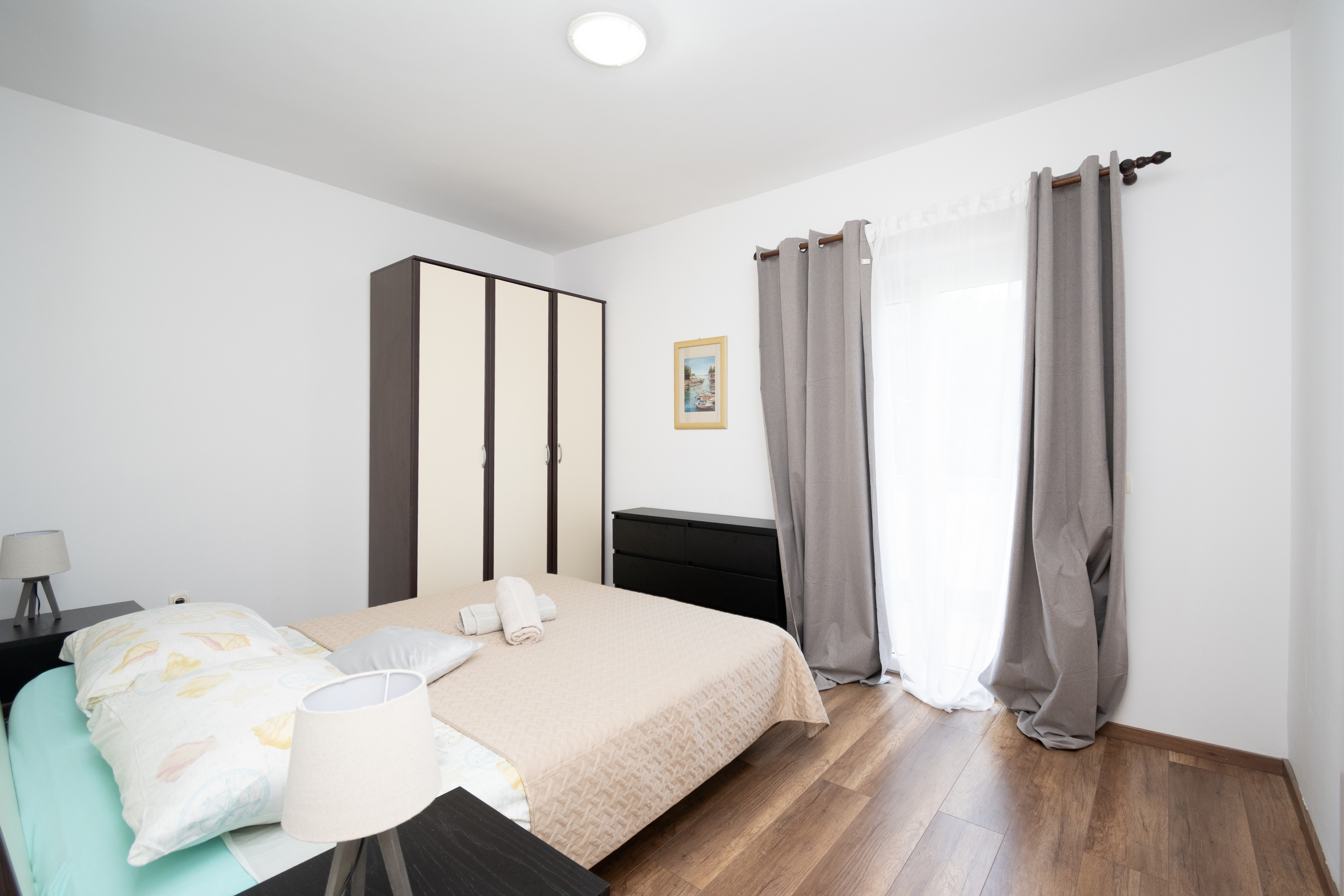 Three bedroom apartment with terrace Palit, Rab  A-a