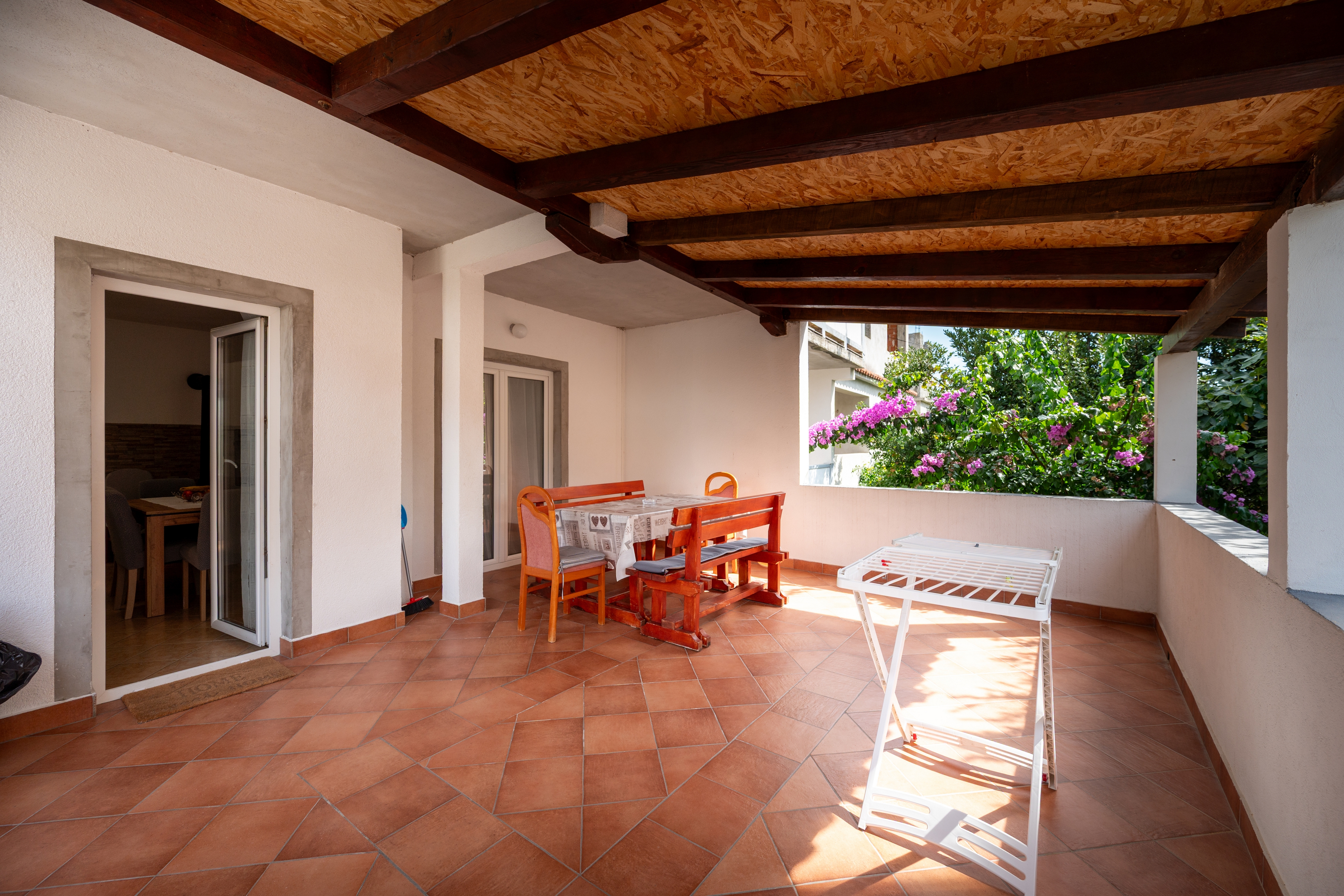 Three bedroom apartment with terrace Palit, Rab (A-22676-a) Three bedroom apartment with terrace Palit, Rab (A-22676-a)