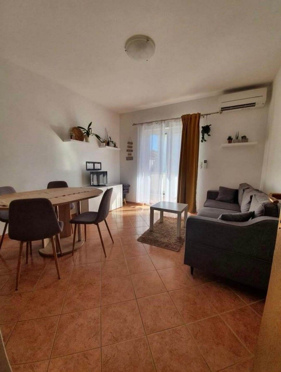 Two bedroom apartment with balcony Palit (Rab) (A-22676-b) Two bedroom apartment with balcony Palit (Rab) (A-22676-b)