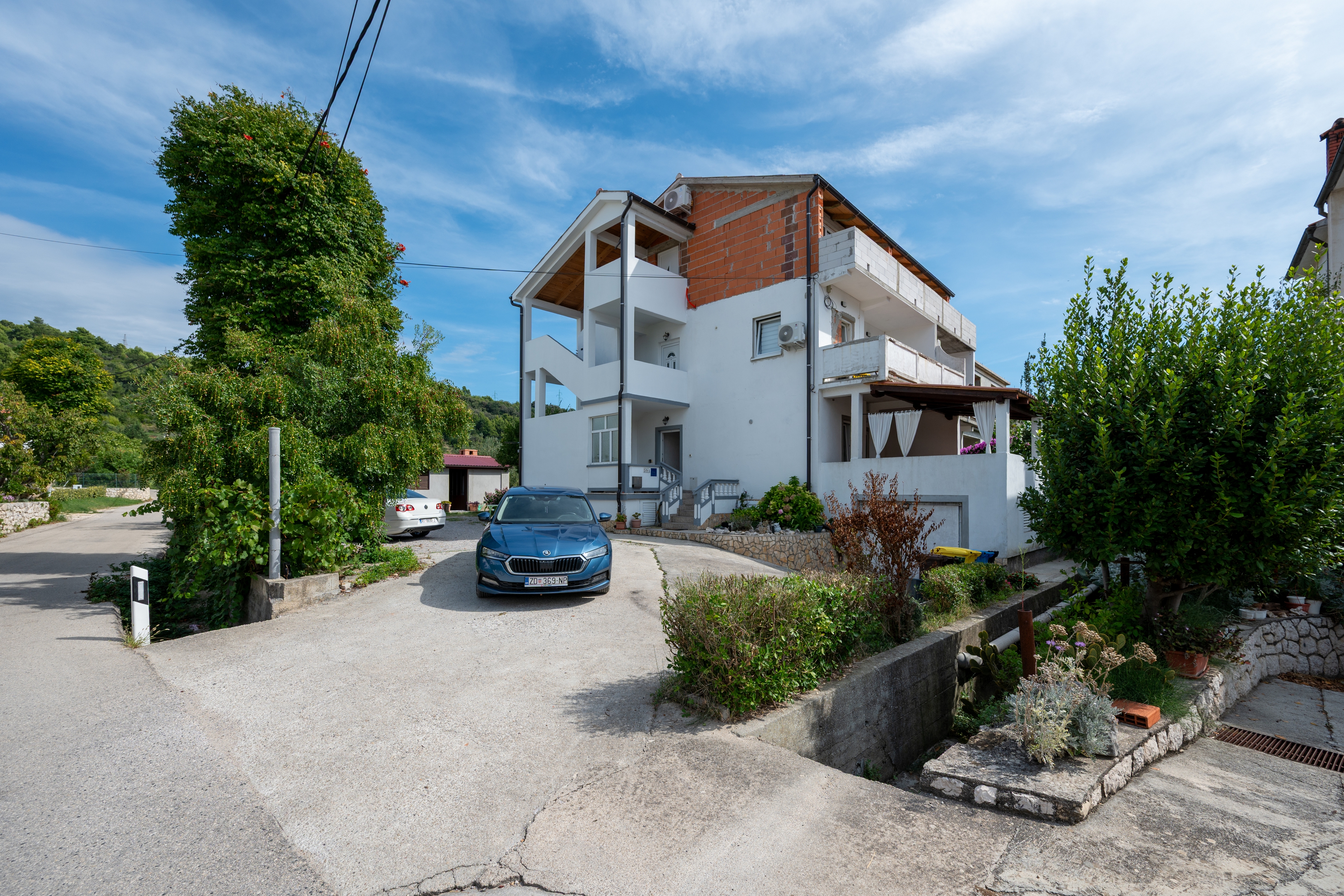 Two bedroom apartment with balcony Palit (Rab) (A-22676-b)