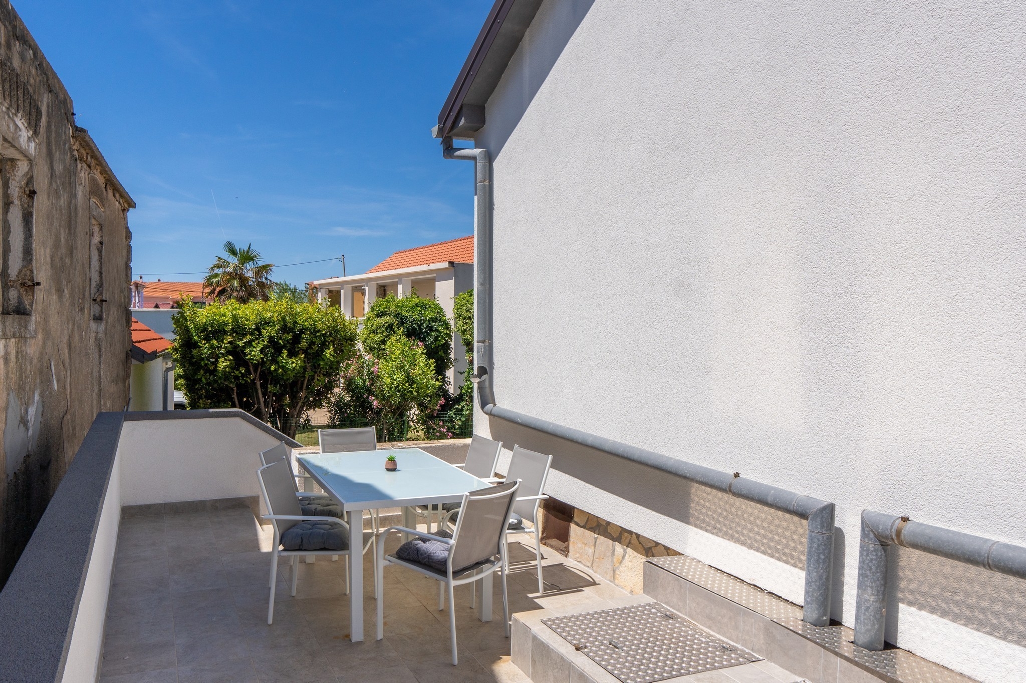 Three bedroom apartment with terrace Vir  A-a