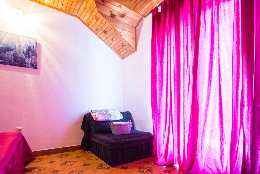 Two bedroom apartment near beach Splitska, Brač  A-a