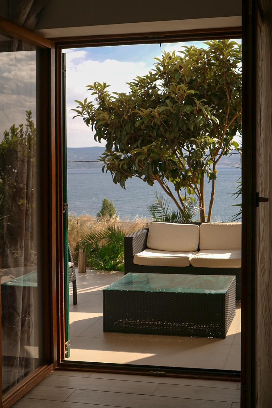 Two bedroom apartment with terrace and sea view Omiš  A-a