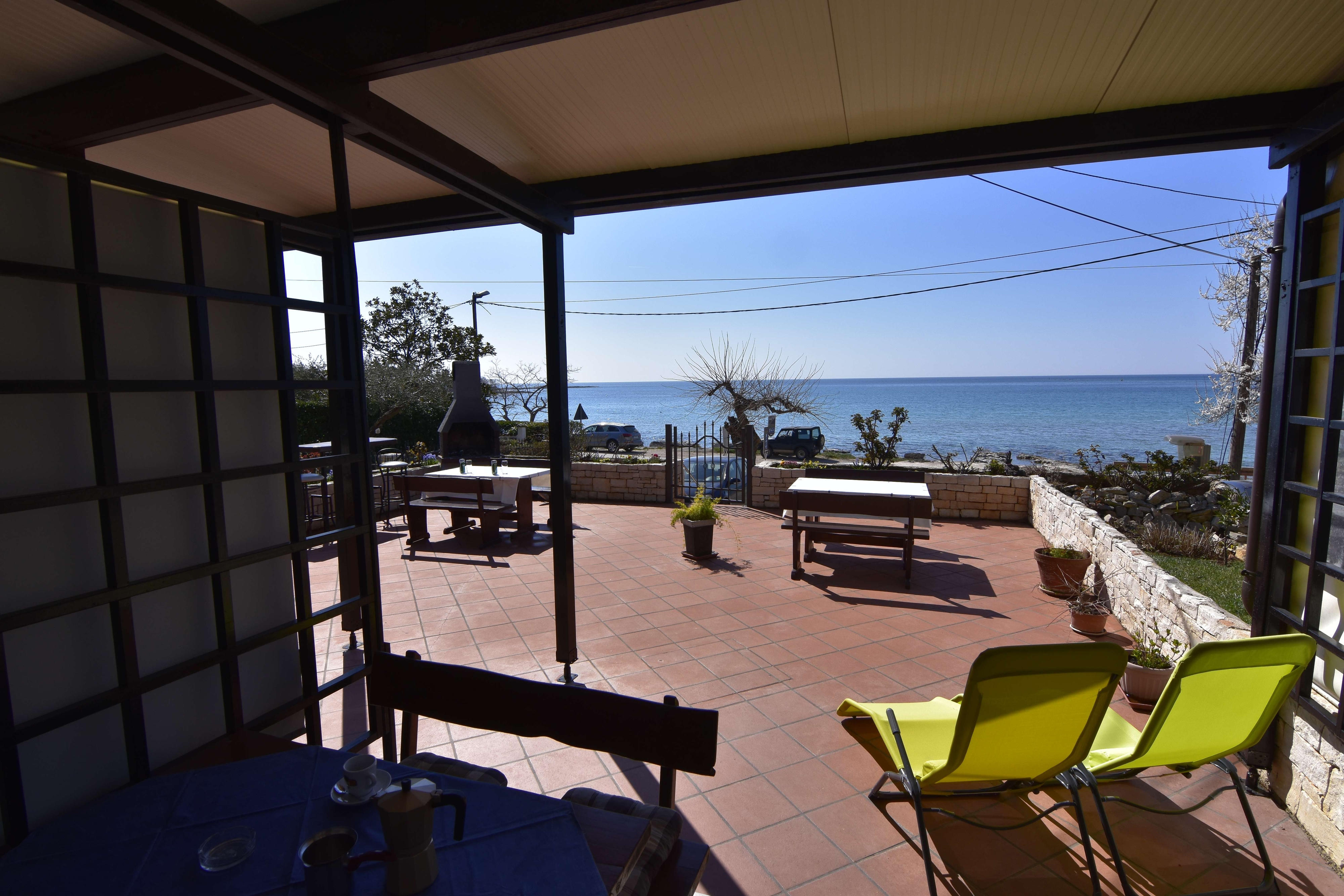 Studio flat near beach Zambratija (Umag) (AS-22685-d)