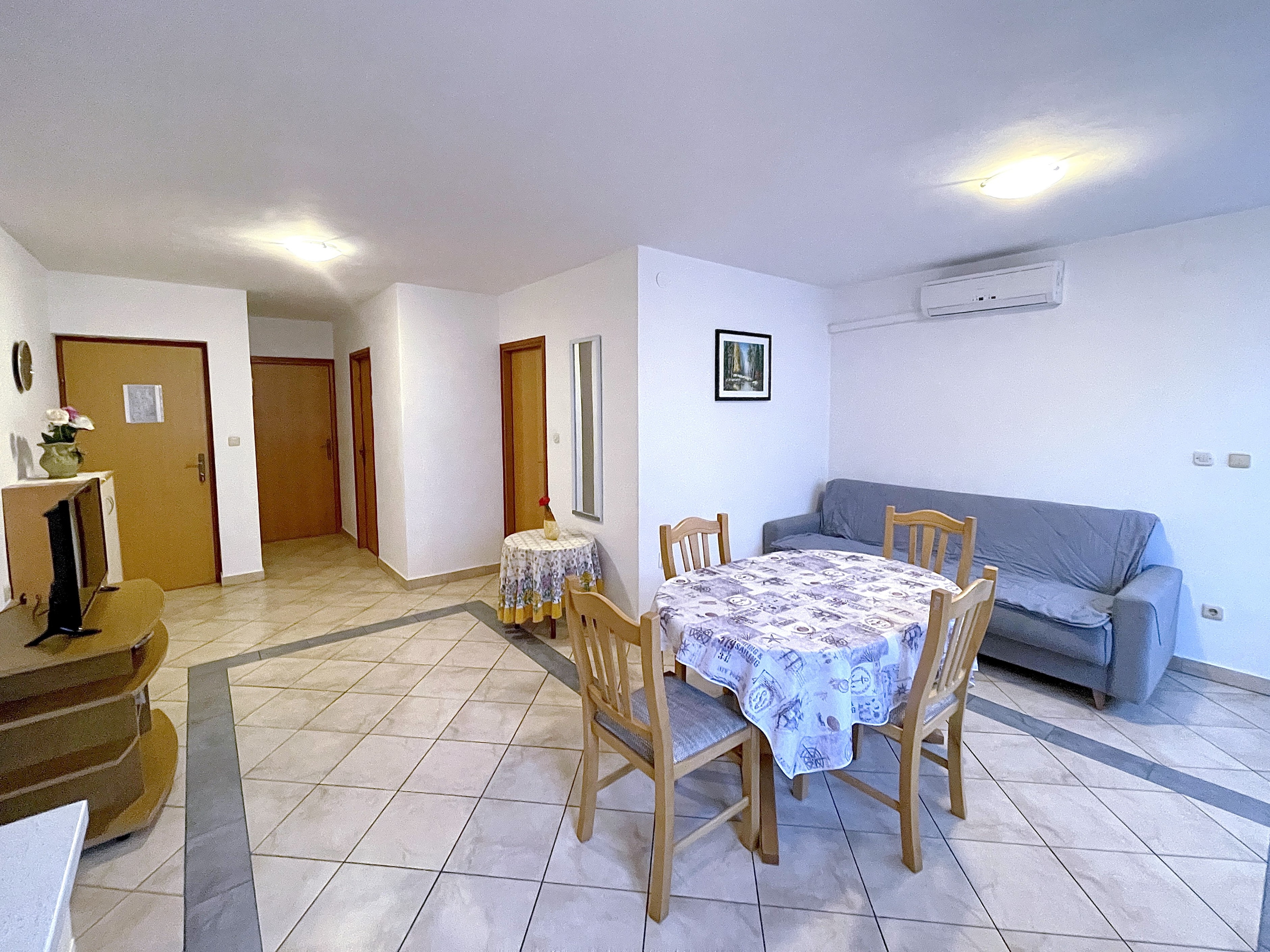 Two bedroom apartment with terrace Baška, Krk (A-22687-a) Two bedroom apartment with terrace Baška, Krk (A-22687-a)