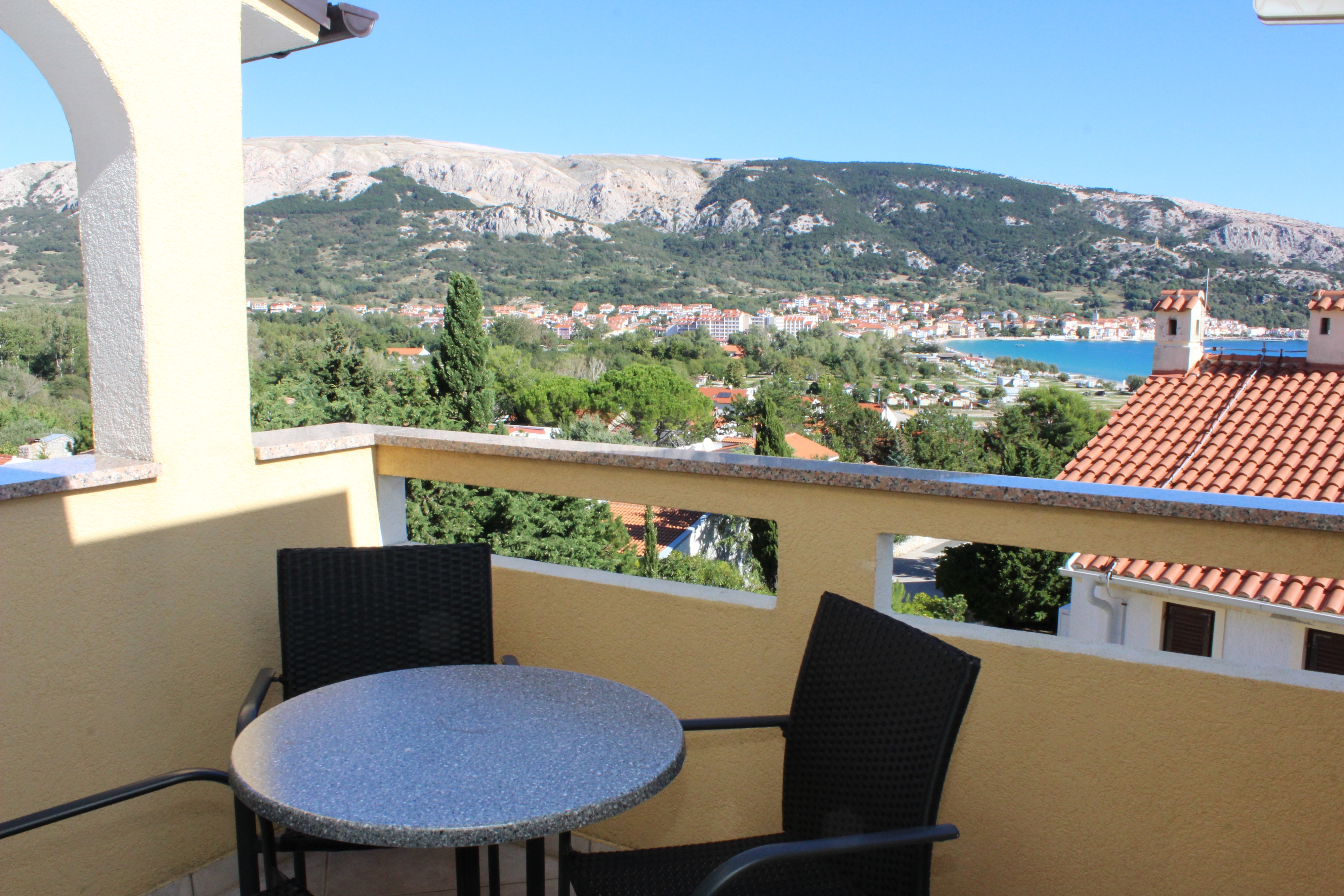 Two bedroom apartment with balcony Baška, Krk  A-g