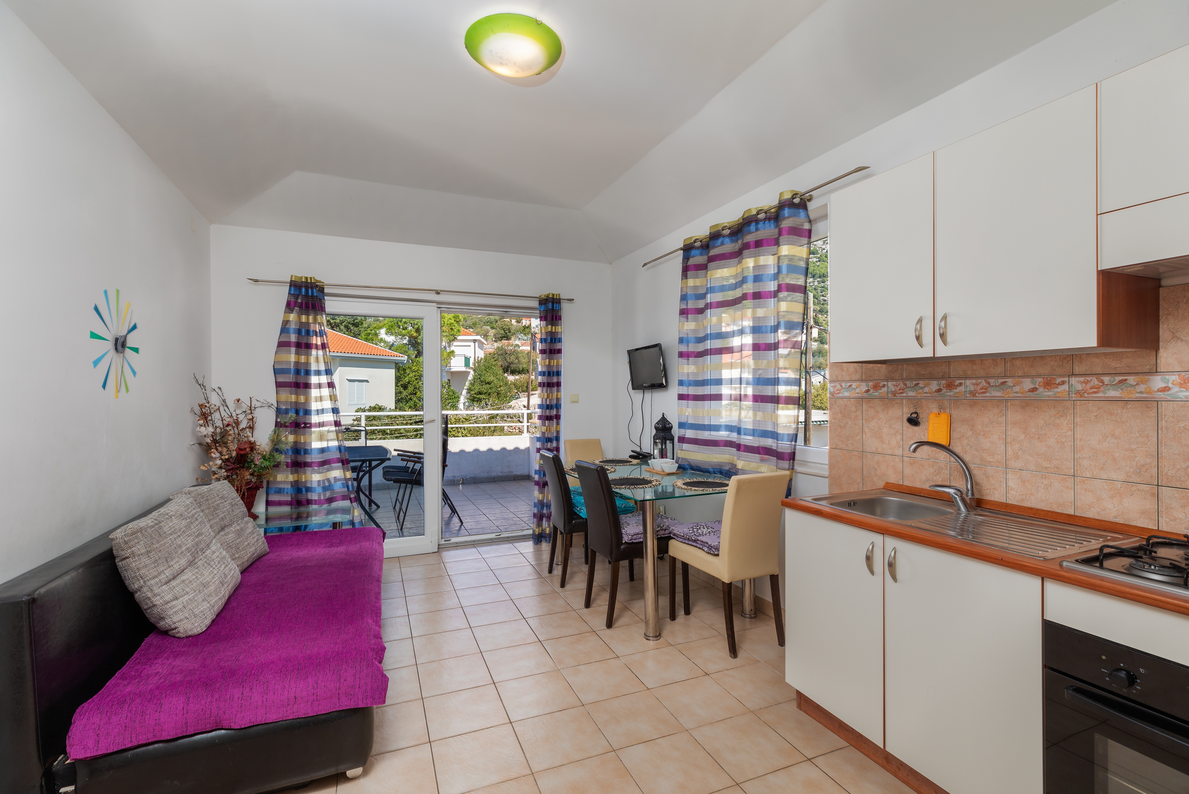One bedroom apartment with terrace and sea view Igrane, Makarska (A-22690-a)