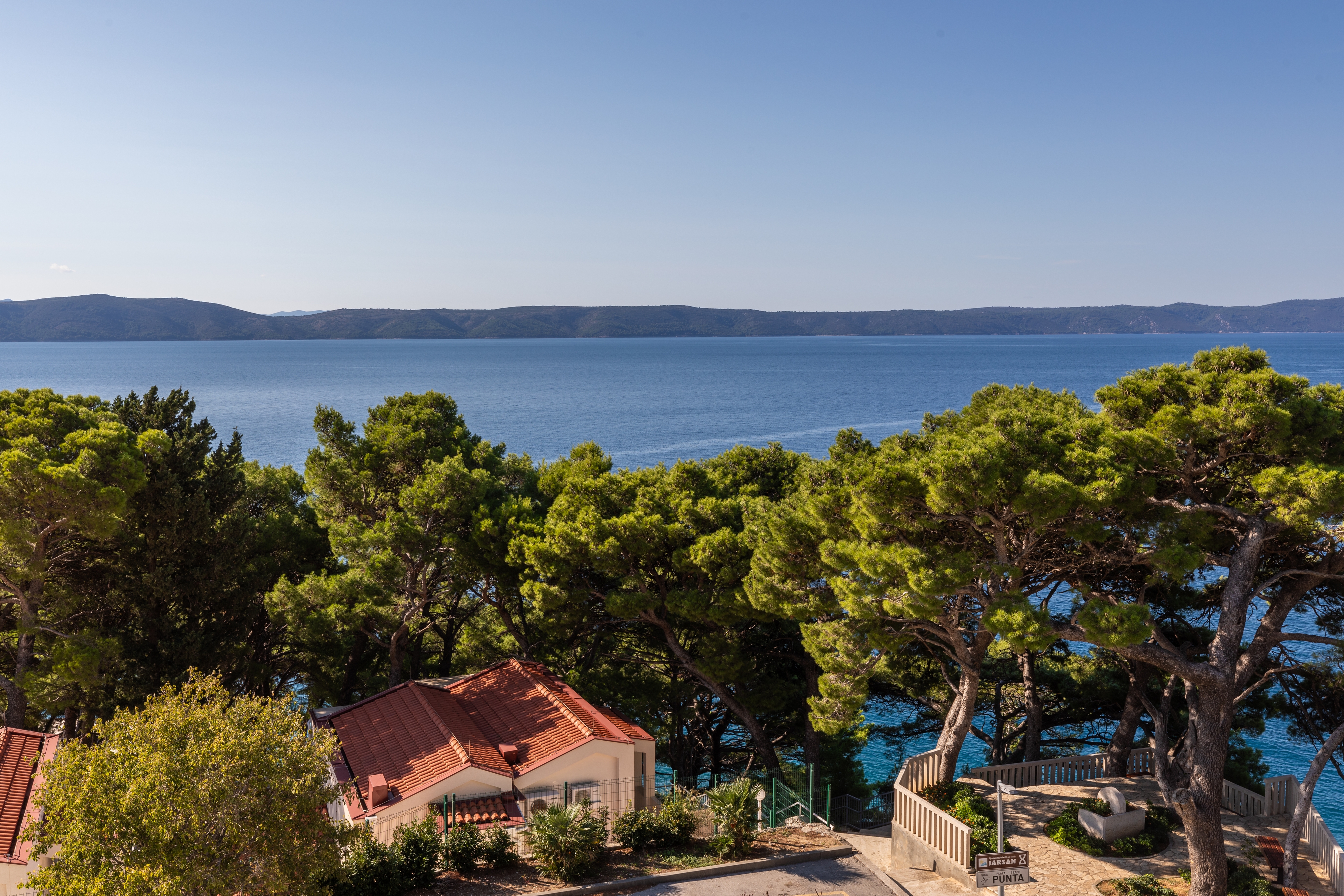 Two bedroom apartment with balcony and sea view Igrane, Makarska  A-b