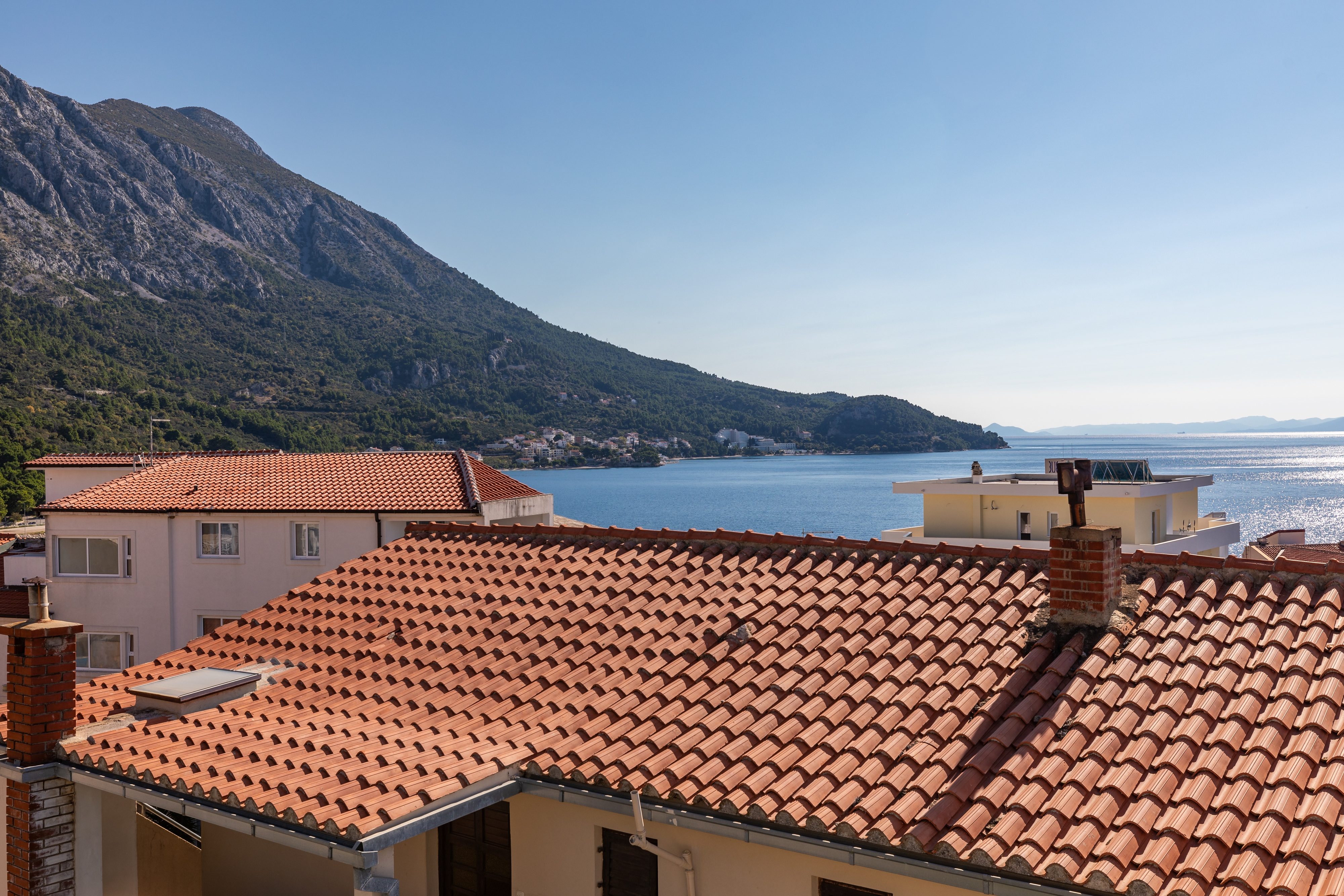 Two bedroom apartment with balcony and sea view Igrane, Makarska  A-b