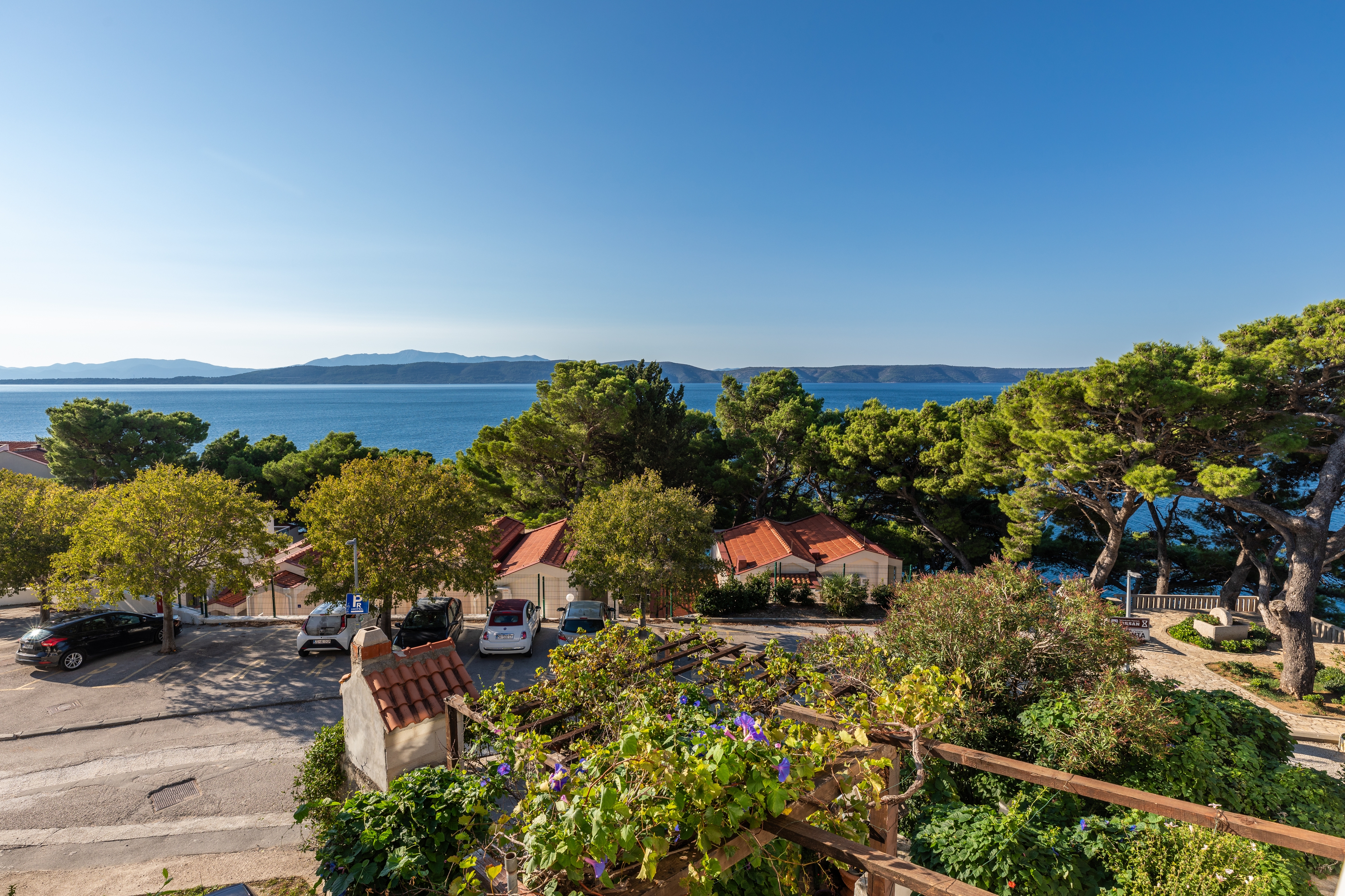 Studio flat with balcony and sea view Igrane, Makarska  AS-a