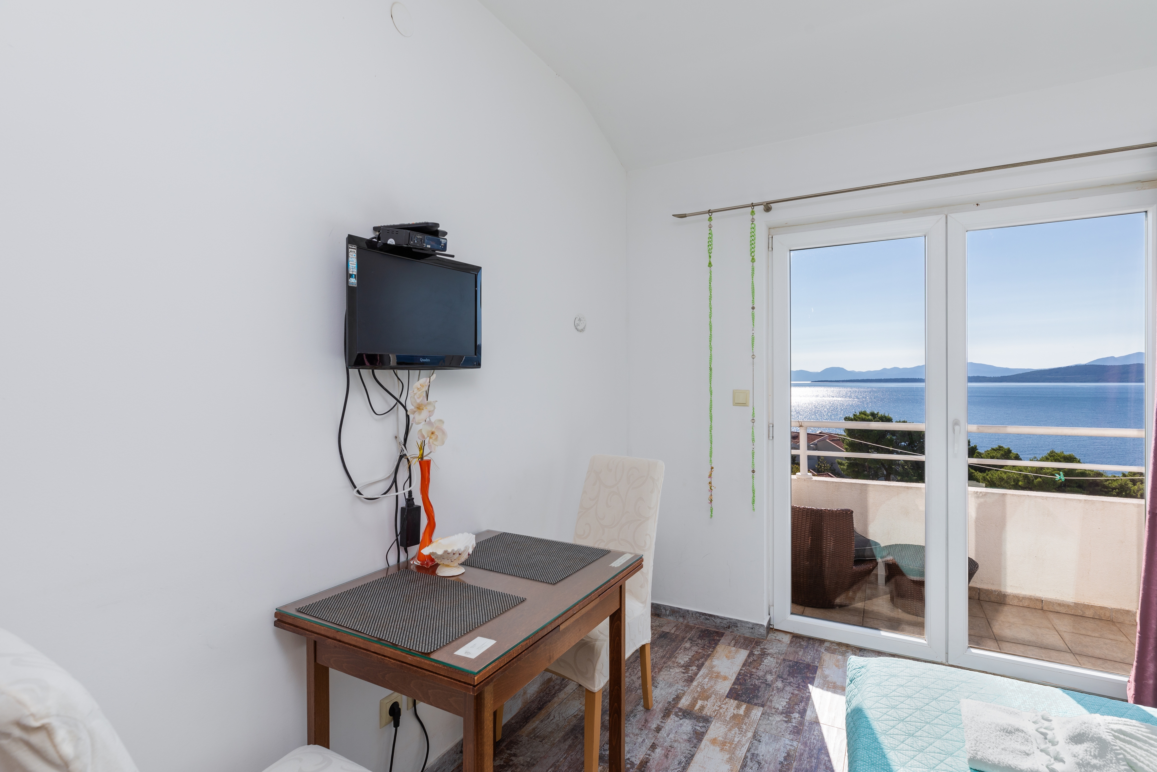 Studio flat with balcony and sea view Igrane, Makarska (AS-22690-c)