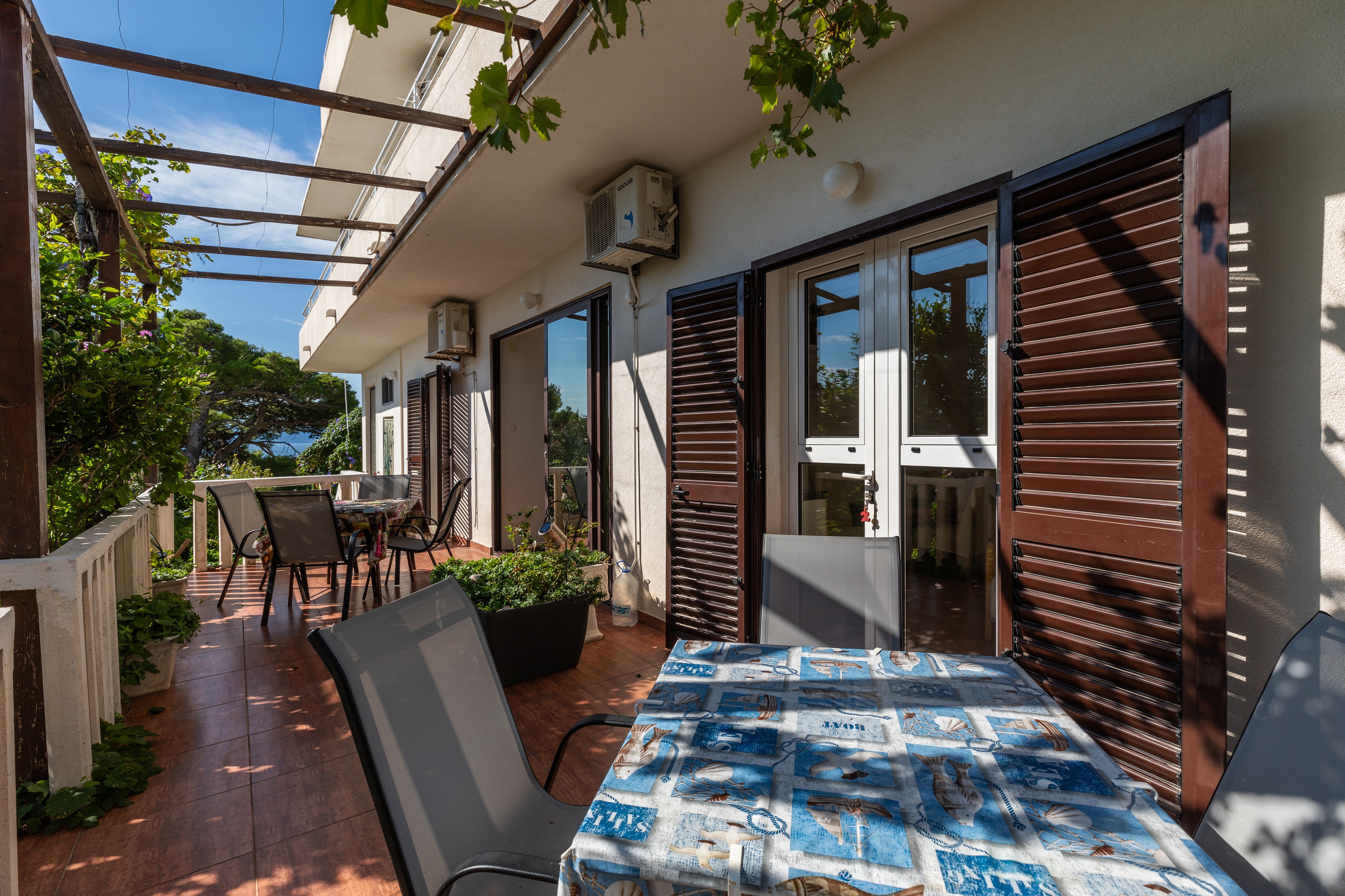 Top Makarska Igrane Top Makarska Igrane