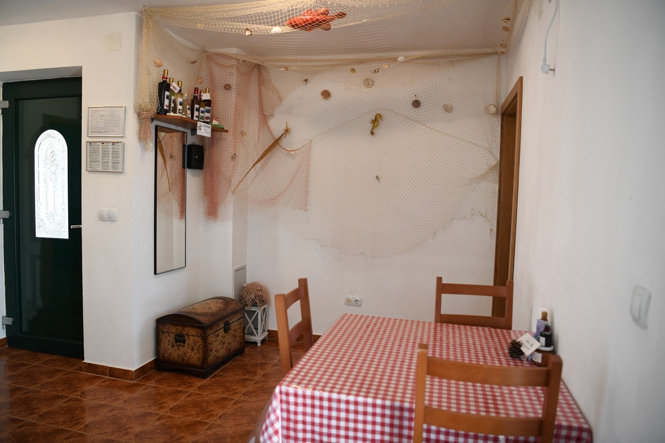 Two bedroom apartment with terrace and sea view Bošana, Pag (A-22692-a) Two bedroom apartment with terrace and sea view Bošana, Pag (A-22692-a)