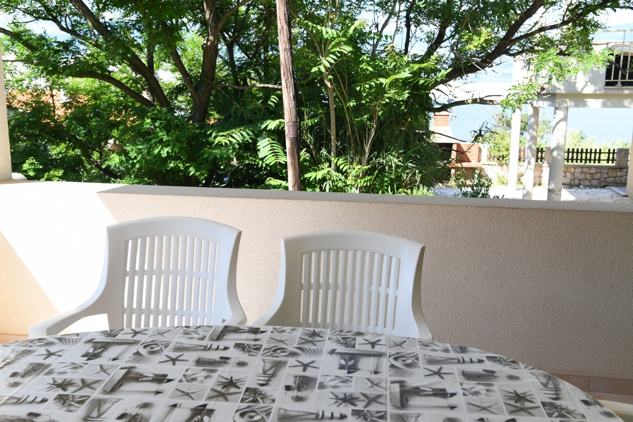 Two bedroom apartment with terrace and sea view Bošana, Pag  A-a