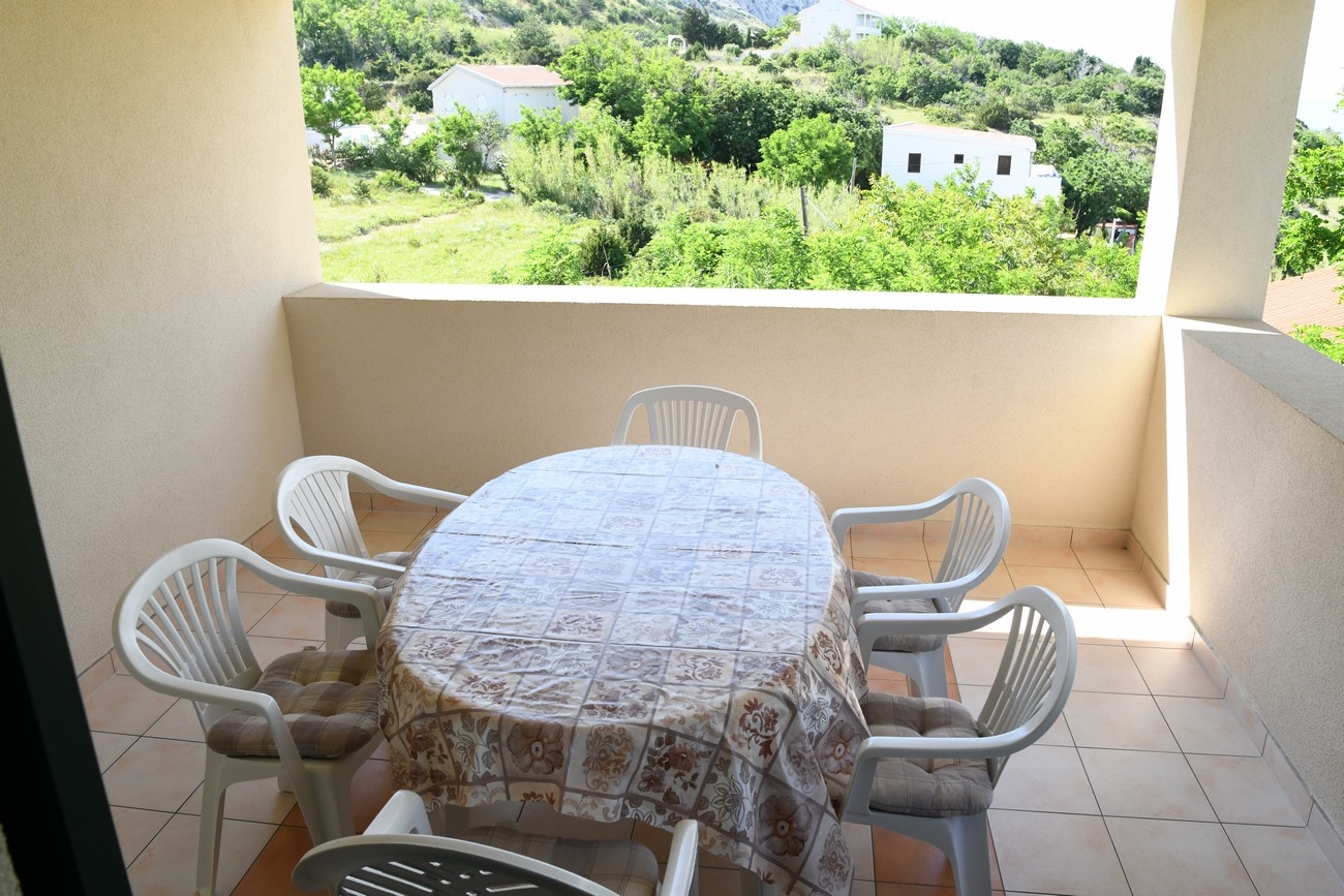Two bedroom apartment with terrace and sea view Bošana, Pag  A-c