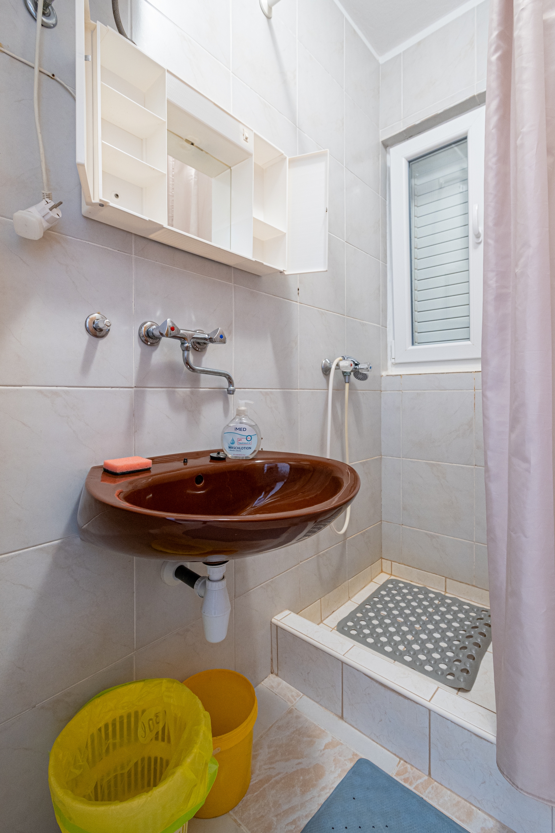 One bedroom apartment with terrace Povljana, Pag  A-a