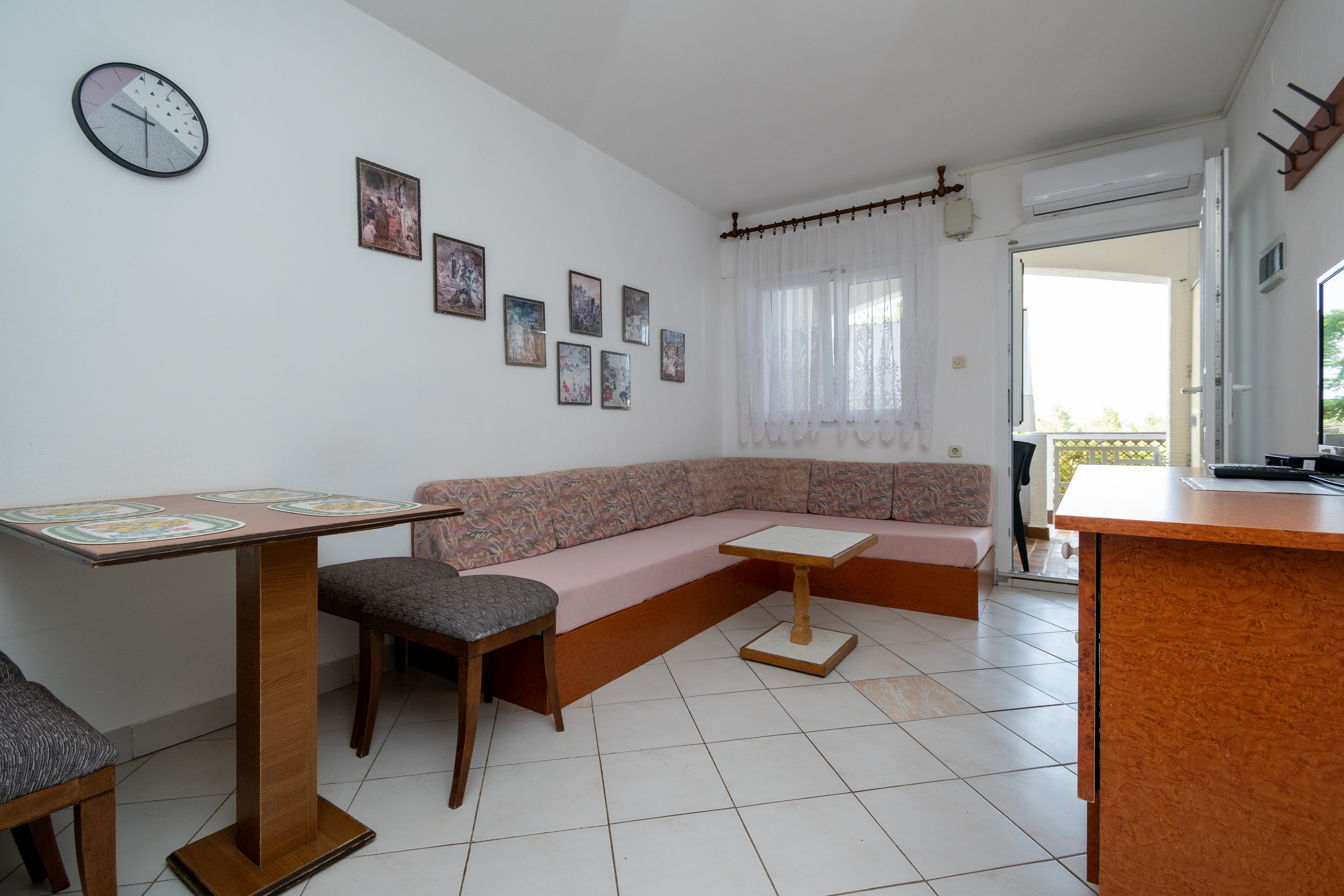 One bedroom apartment with terrace Povljana, Pag (A-227-b) One bedroom apartment with terrace Povljana, Pag (A-227-b)