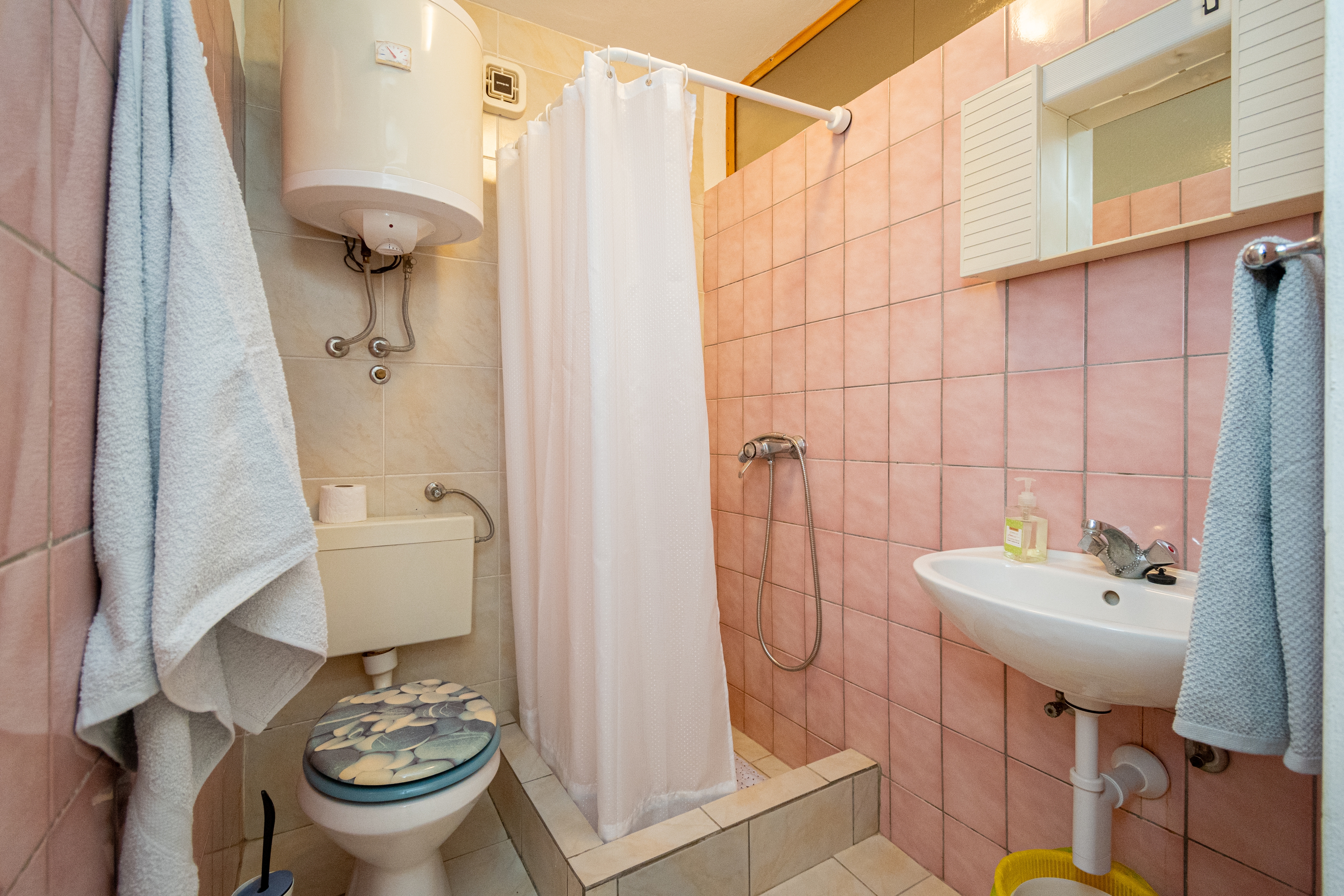 One bedroom apartment with terrace Povljana, Pag  A-d