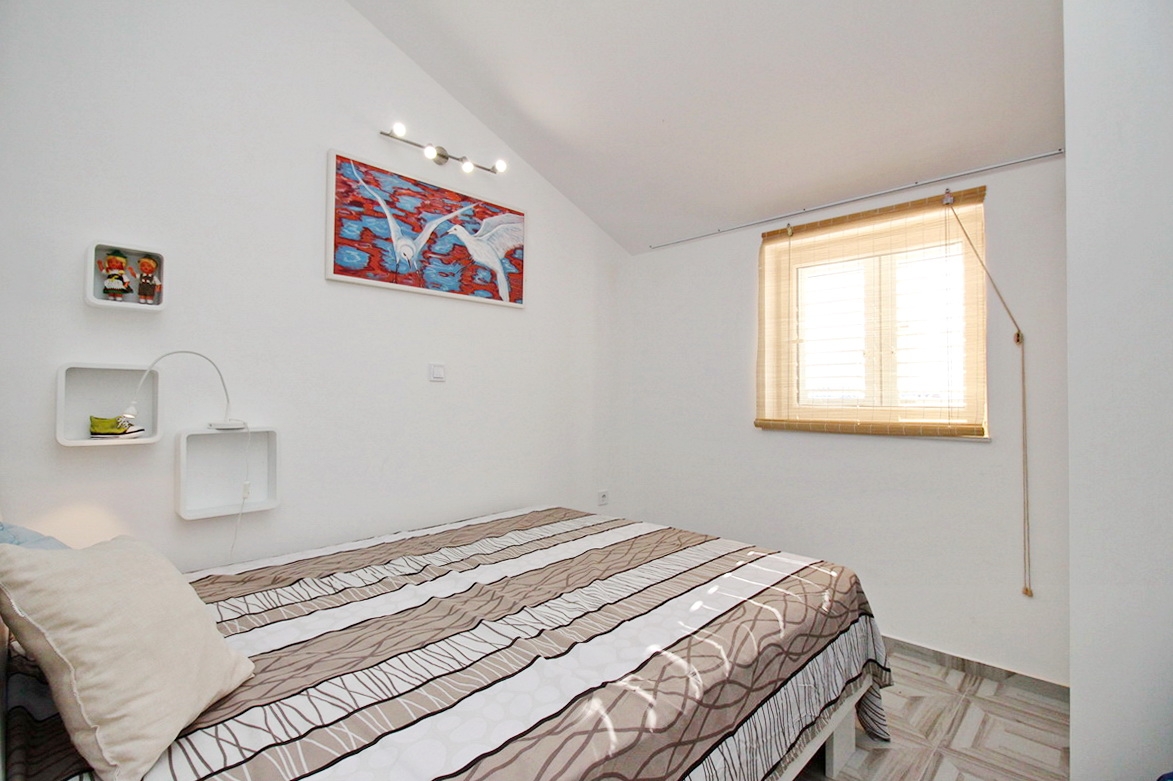 Two bedroom apartment with balcony Baška, Krk  A-a