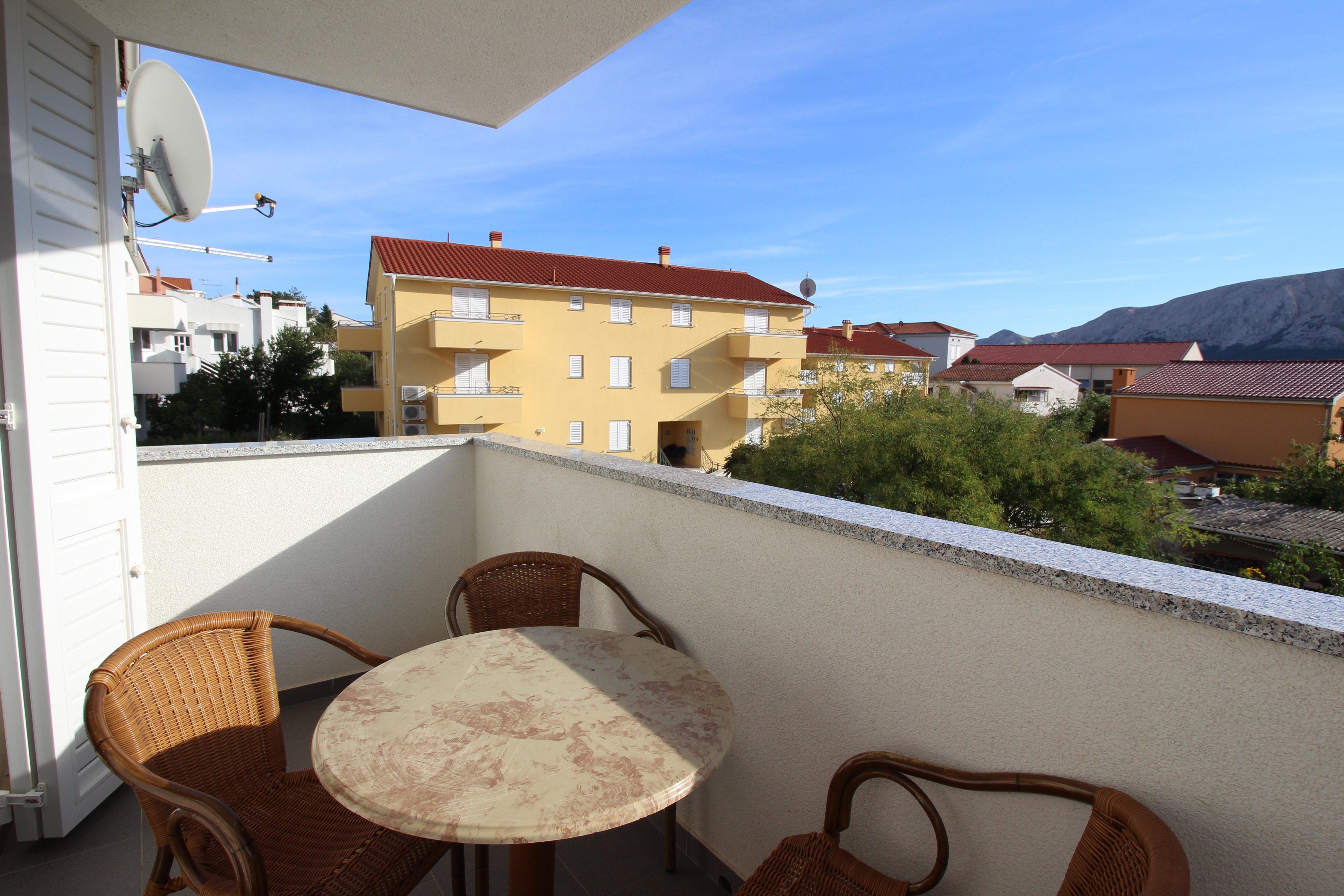 Two bedroom apartment with balcony Baška, Krk  A-b