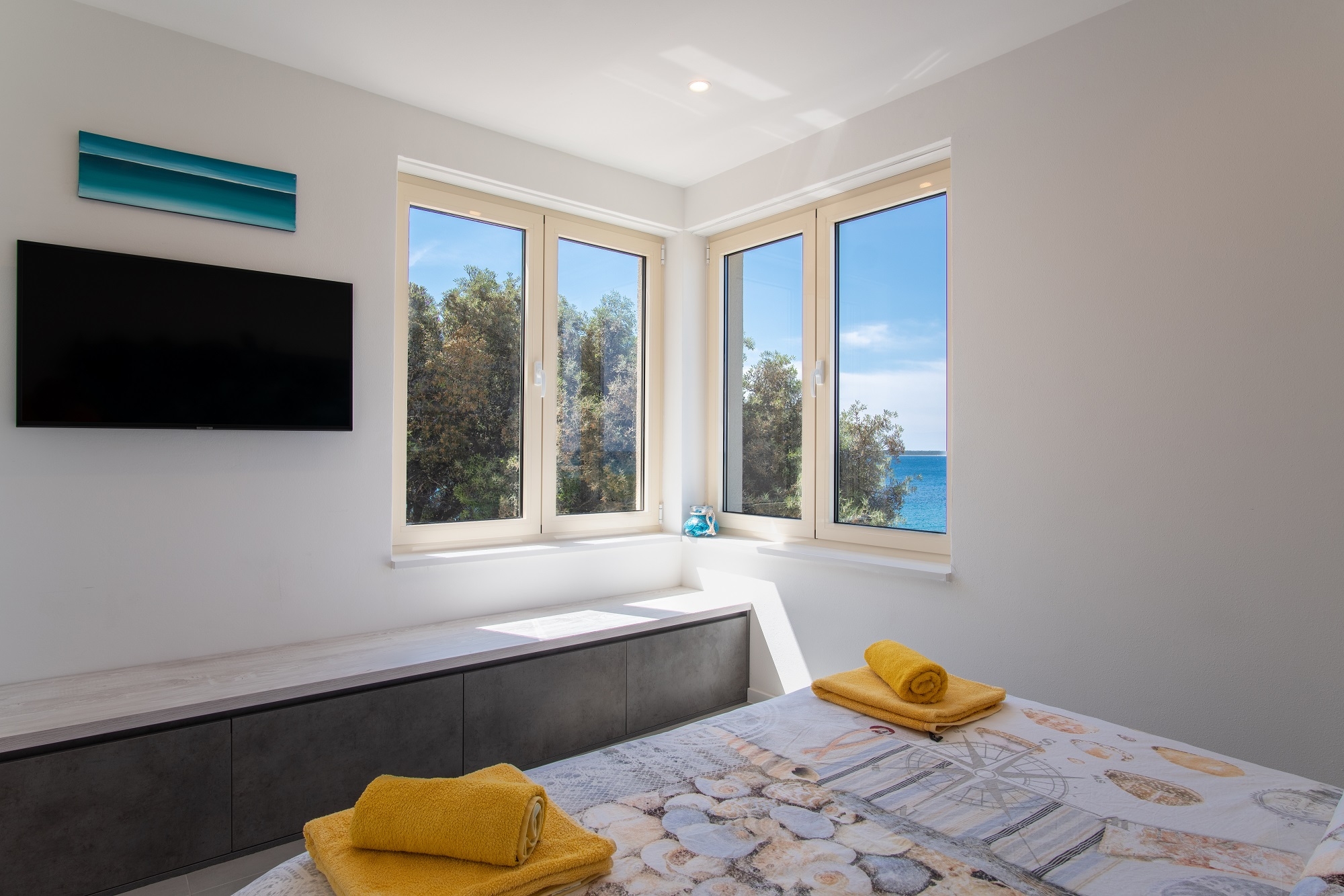 Three bedroom house near beach Mandre, Pag  K