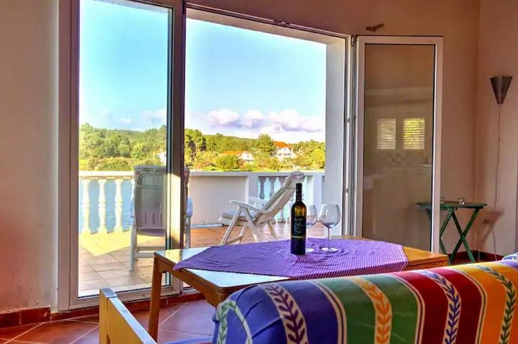 Three bedroom house near beach Veli Rat, Dugi otok (K-22718) Three bedroom house near beach Veli Rat, Dugi otok (K-22718)