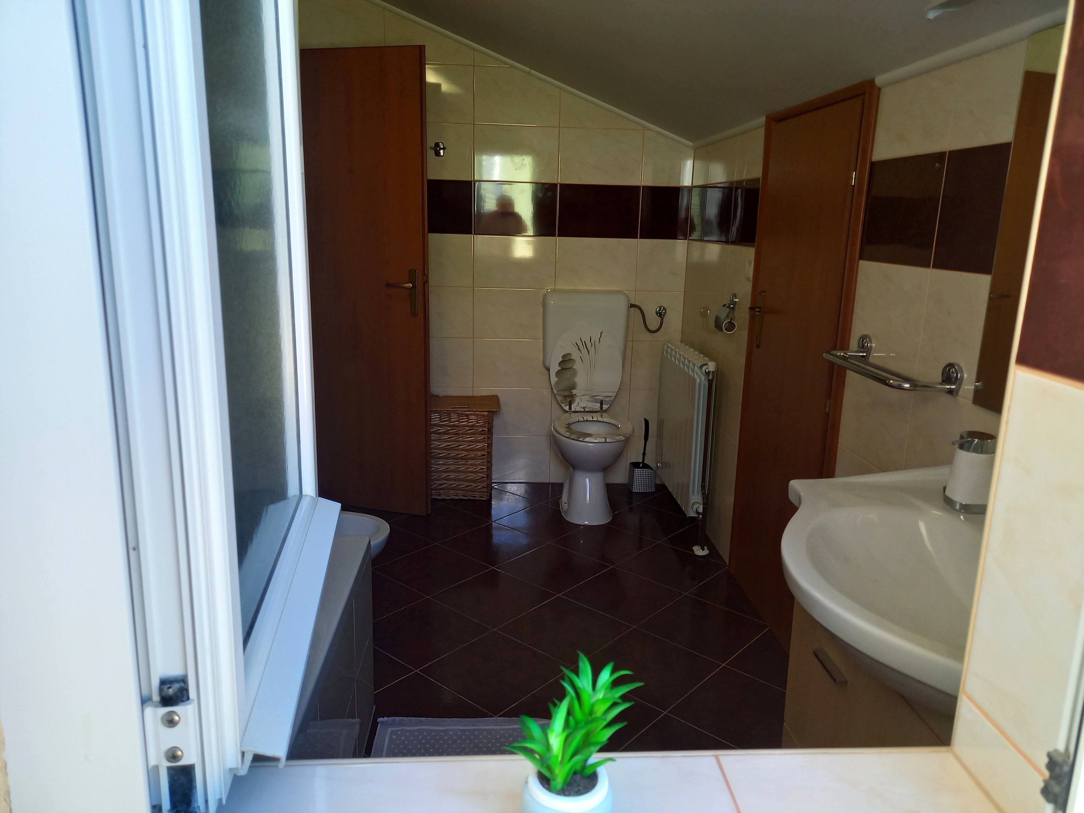 Two bedroom apartment with balcony and sea view Supetarska Draga - Gornja, Rab  A-c