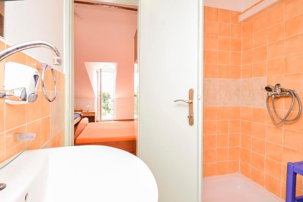 Studio flat with balcony and sea view Žaborić, Šibenik  AS-a