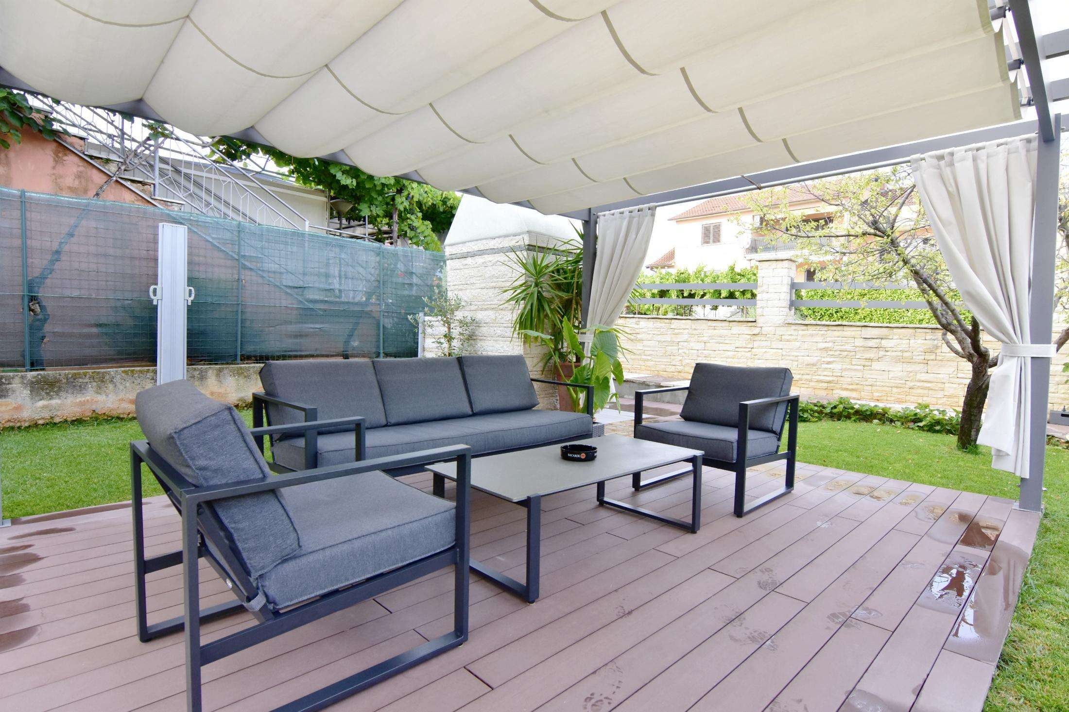 Two bedroom apartment with terrace Umag  A-c