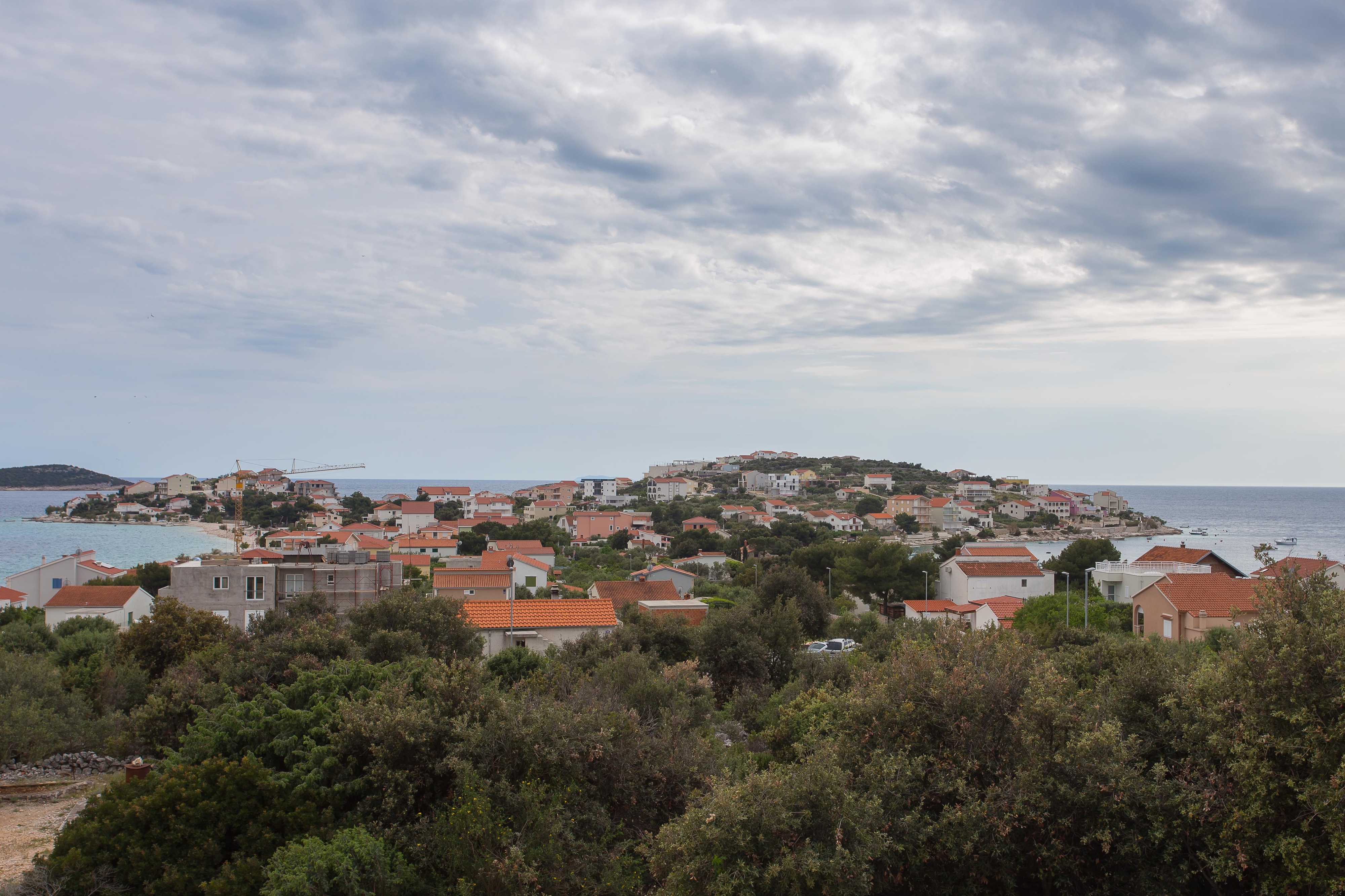 Three bedroom house with terrace and sea view Sevid, Trogir  K